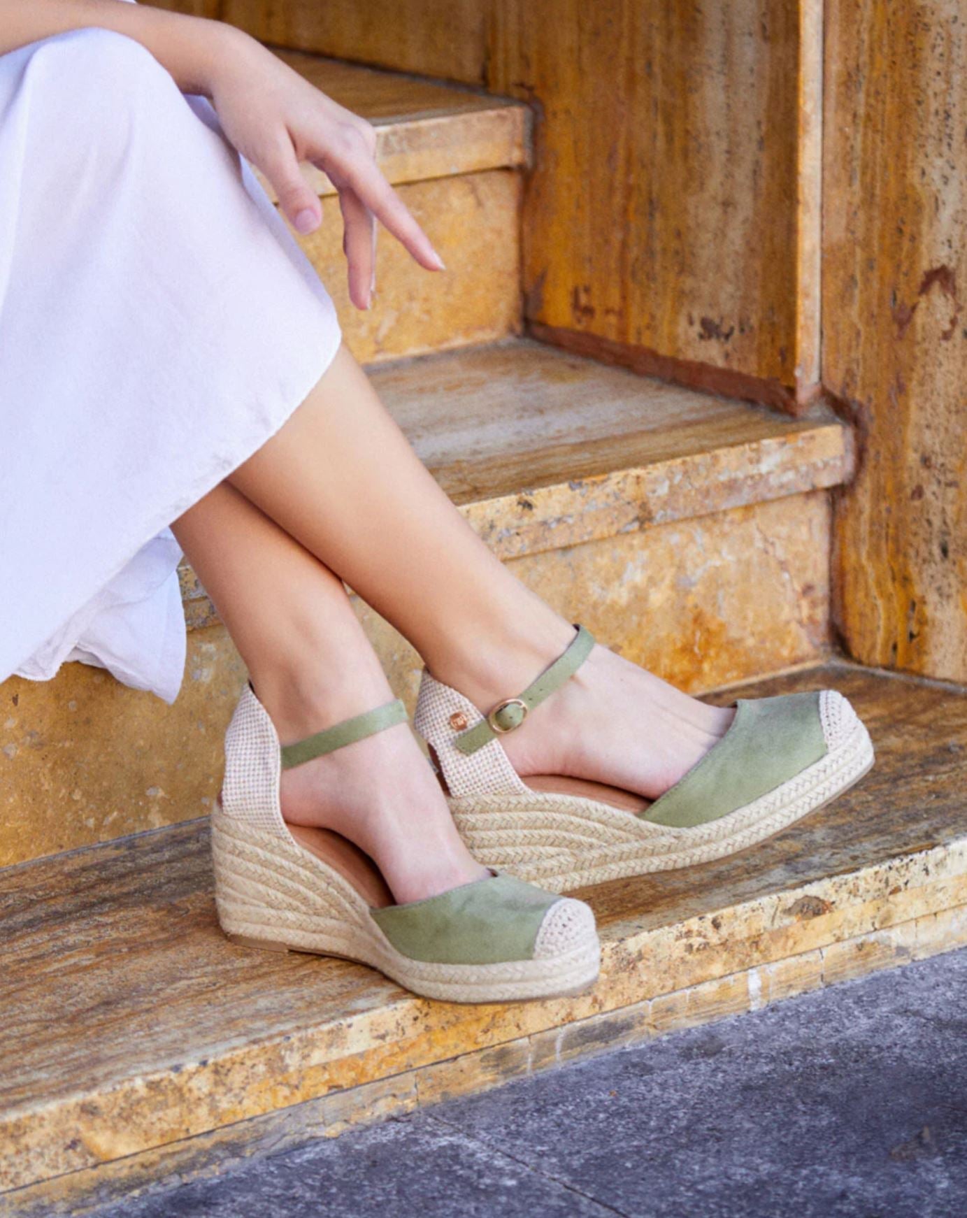 alpargatas doradas mujer de cunas altas de esparto con plataforma ligera con plantillas acolchadas color Leopardo talla 41