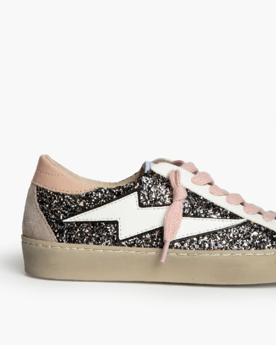 Zapatillas Casual para Mujer con Detalles Brillantes y Estrella Azul, combina confort y estilo.Corina