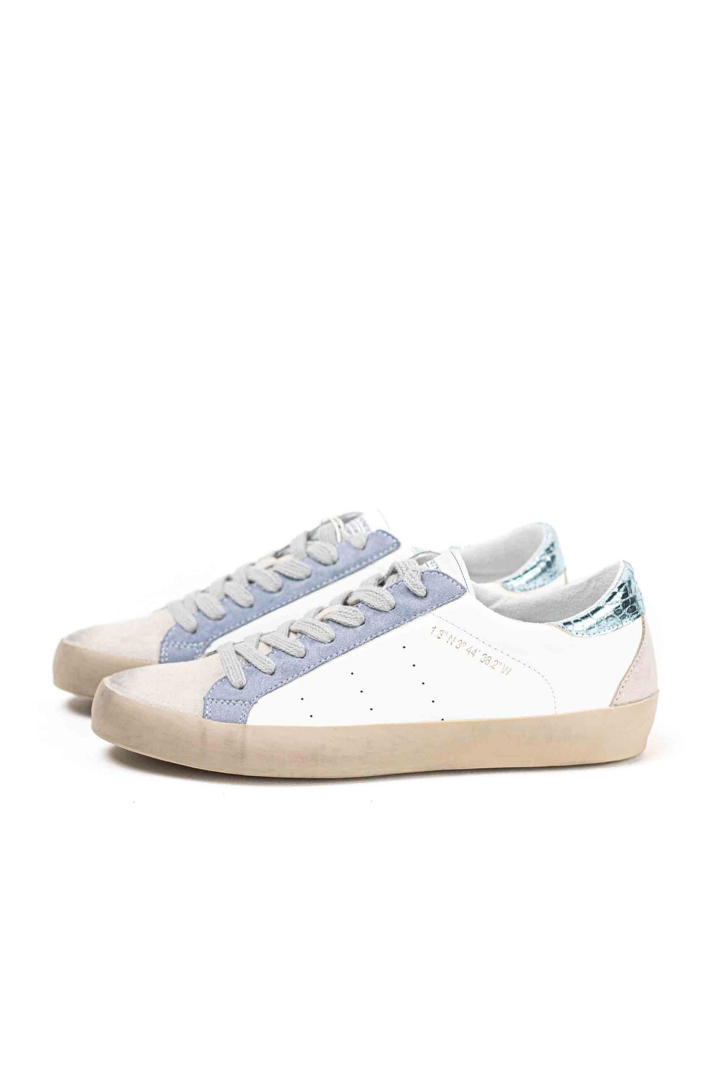Zapatilla deportiva estilo retro en combinación de materiales Corina