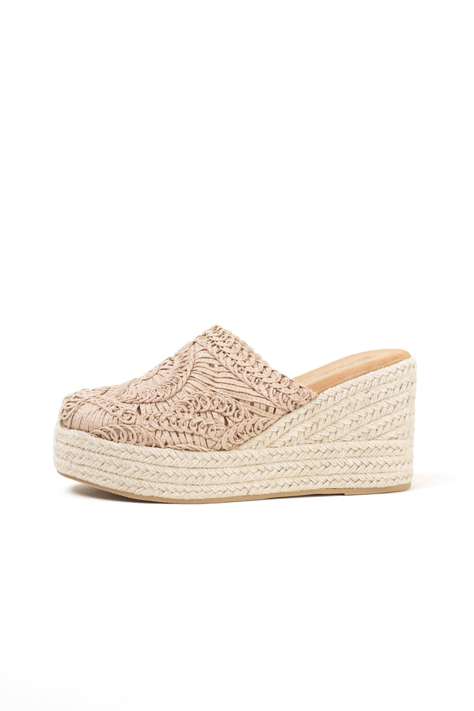 Sandalias zueco mujer con cuña alta de espartos y plataforma con diseño crochet