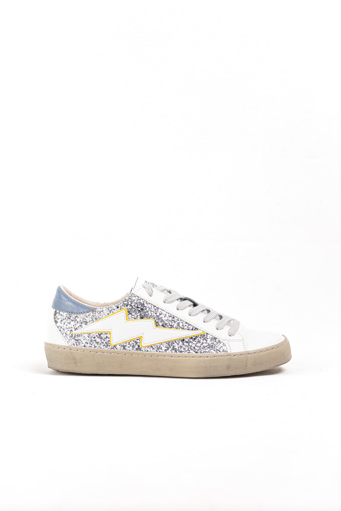 Zapatillas Casual para Mujer con Detalles Brillantes y Estrella Azul, combina confort y estilo.Corina