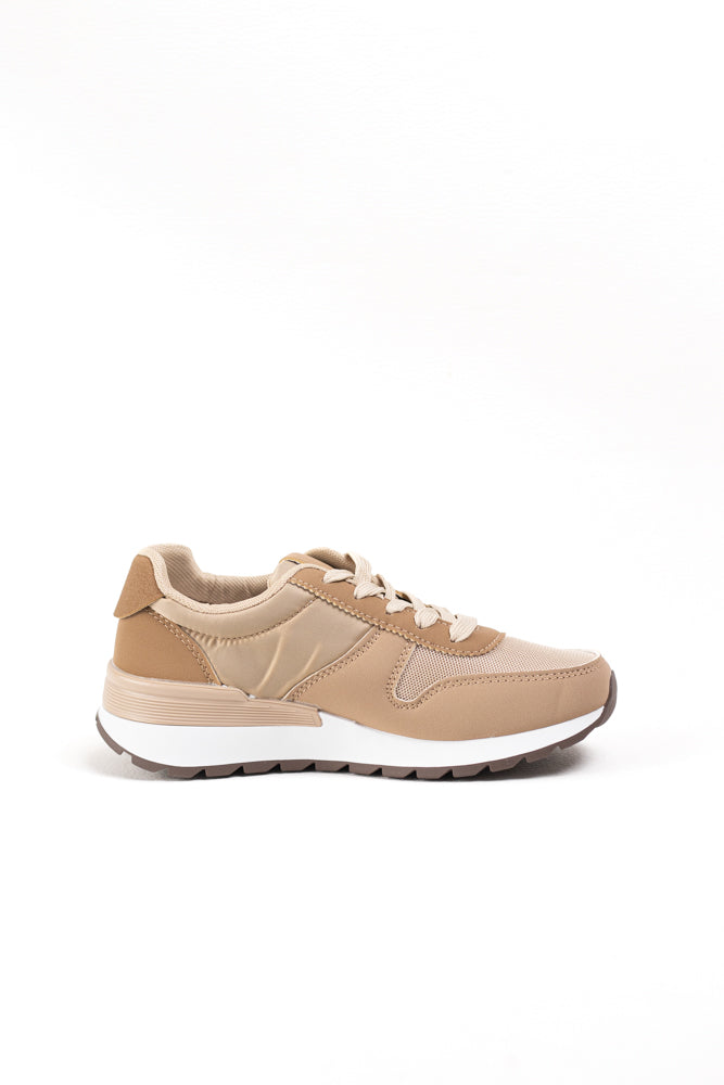 Zapatillas deportivas para mujer en tonos tierra, estilo natural y confort duradero para el día a día