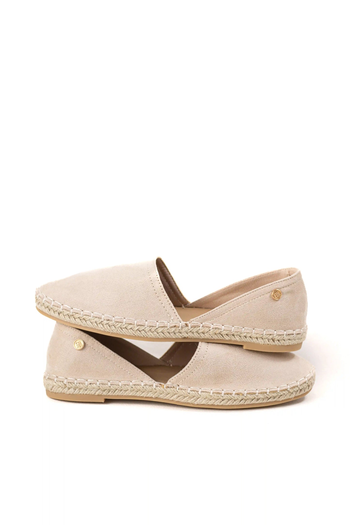 alpargata con suela de yute estilo slip on y puntera cerrada color Beige talla 40