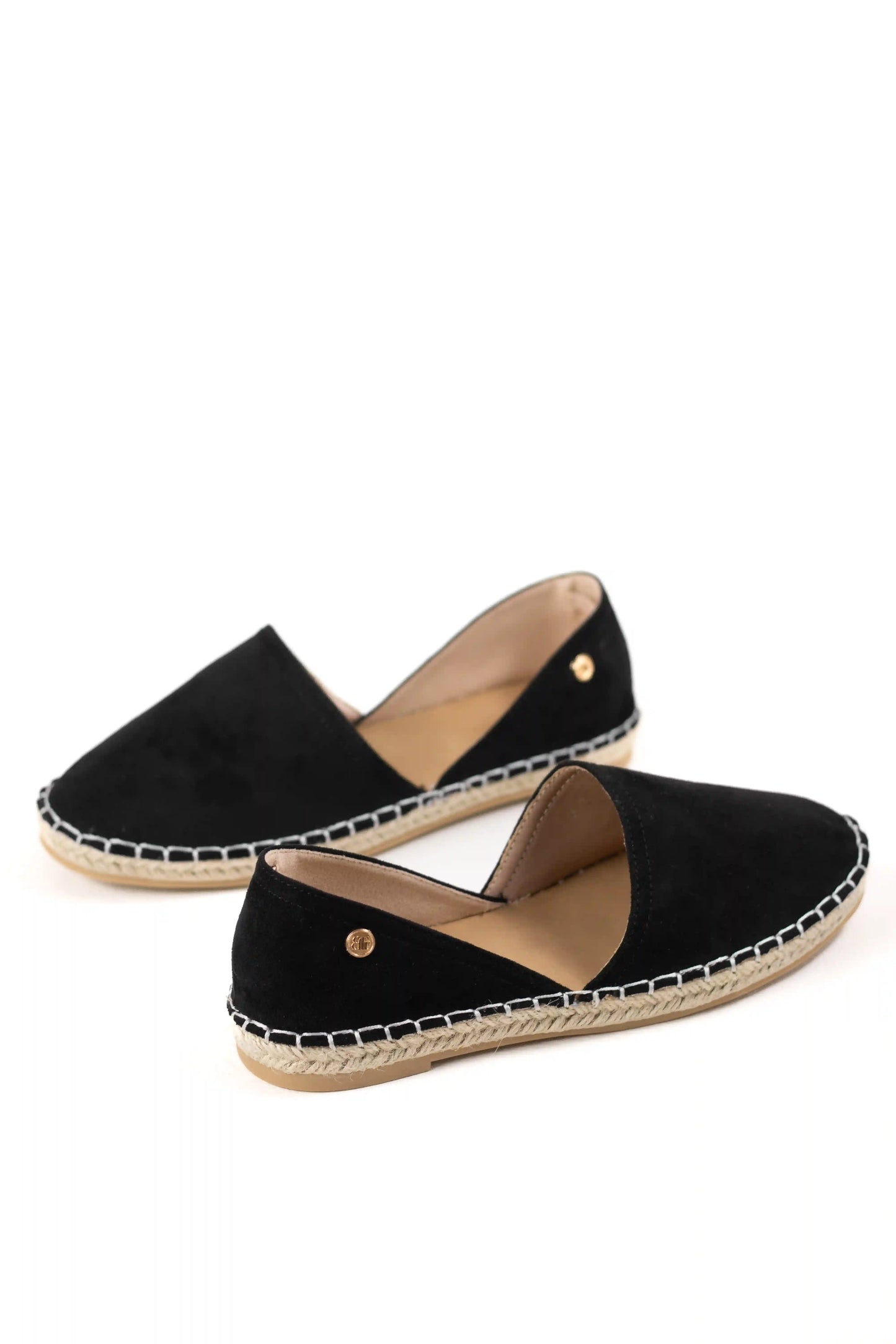 alpargata con suela de yute estilo slip on y puntera cerrada color Negras talla 36