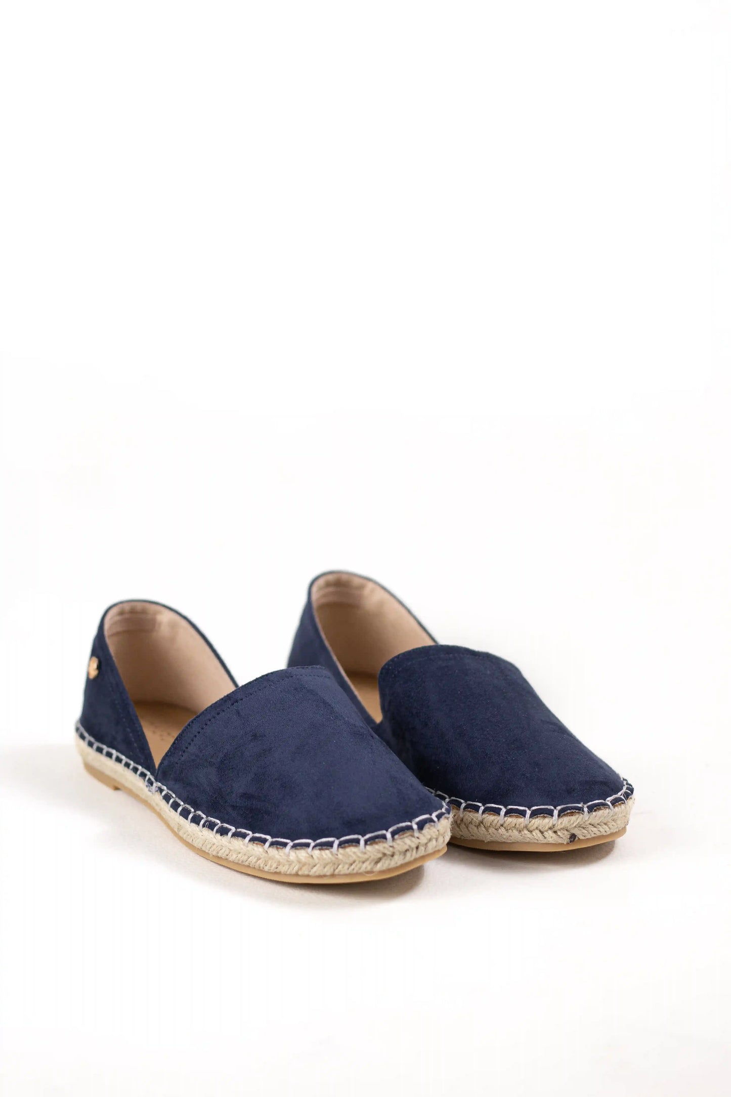 alpargata con suela de yute estilo slip on y puntera cerrada color Negras talla 40