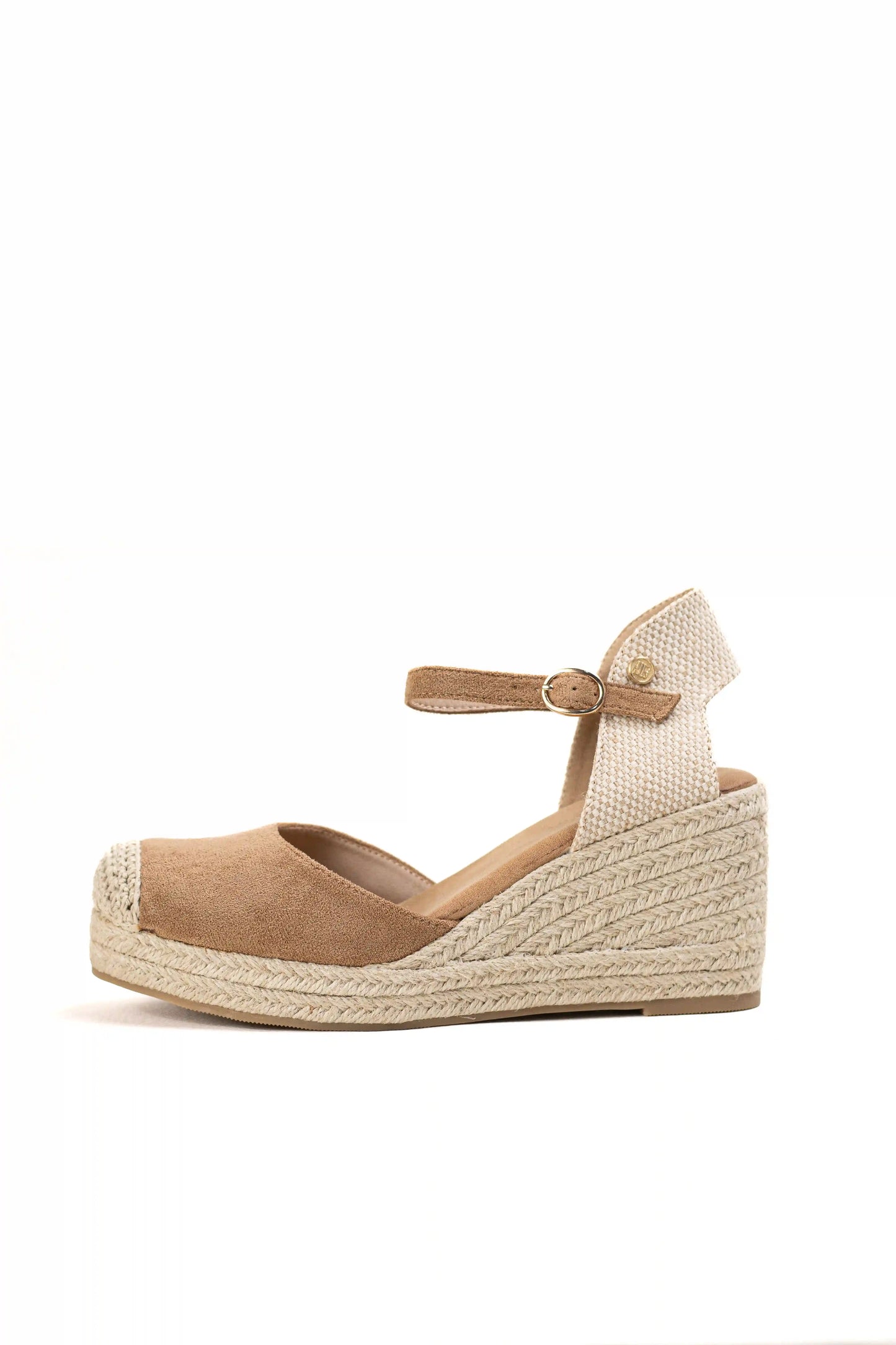 alpargatas doradas mujer de cunas altas de esparto con plataforma ligera con plantillas acolchadas color Camel talla 41