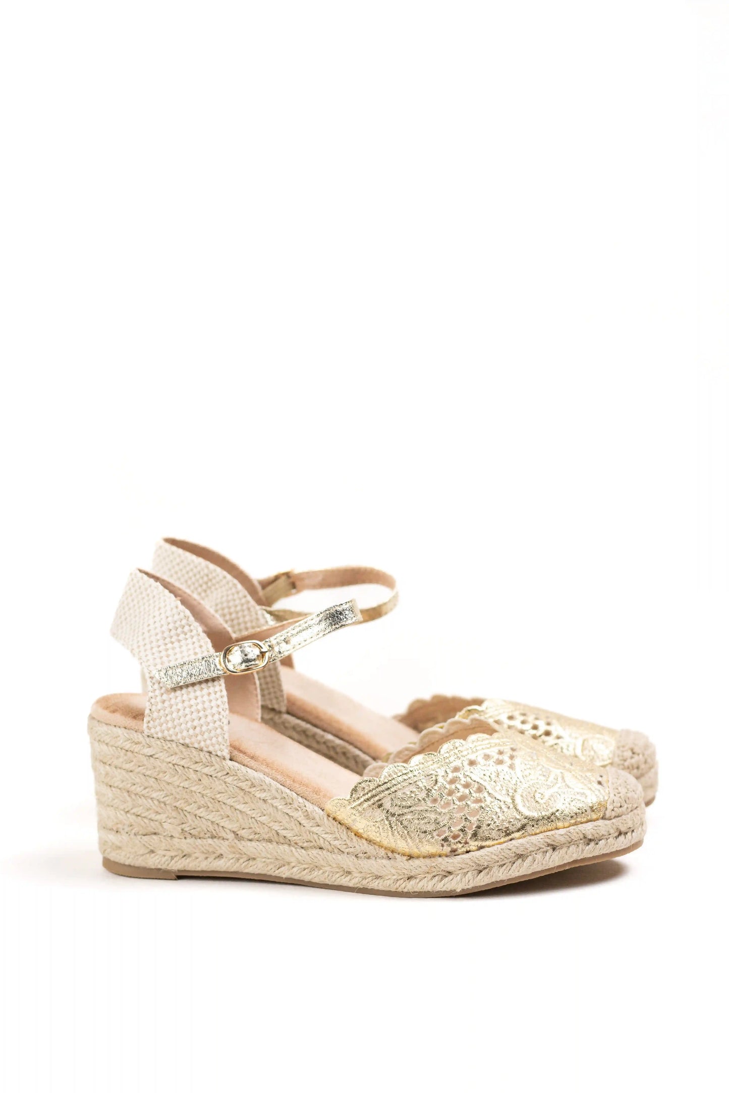 alpargatas cunas de esparto plataforma con encaje y pulsera ajustable color Dorado talla 38