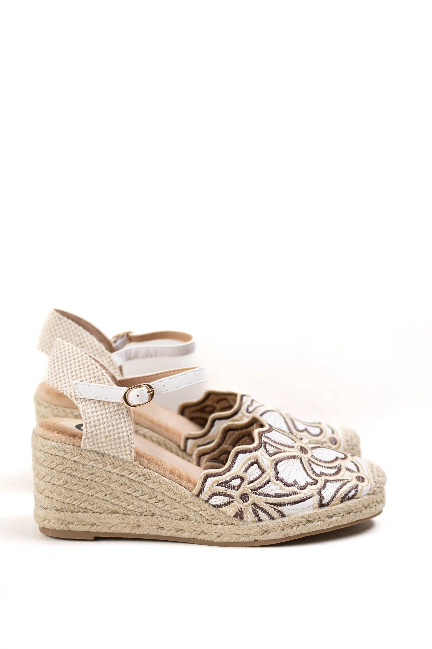 alpargatas cuna plataforma con bordado artesanal y plantilla acolchada color Blanco talla 38