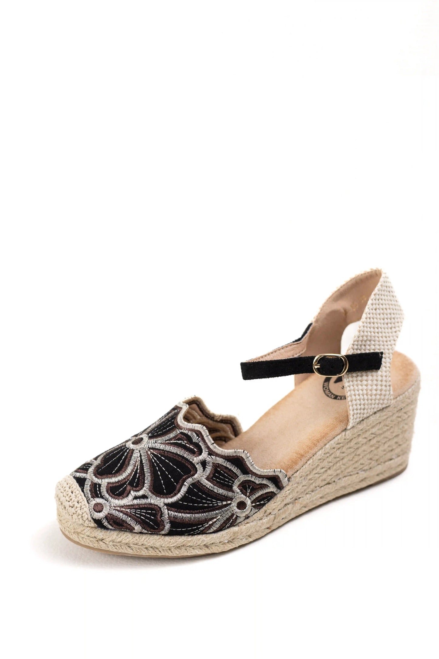 alpargatas cuna plataforma con bordado artesanal y plantilla acolchada color Negro talla 37