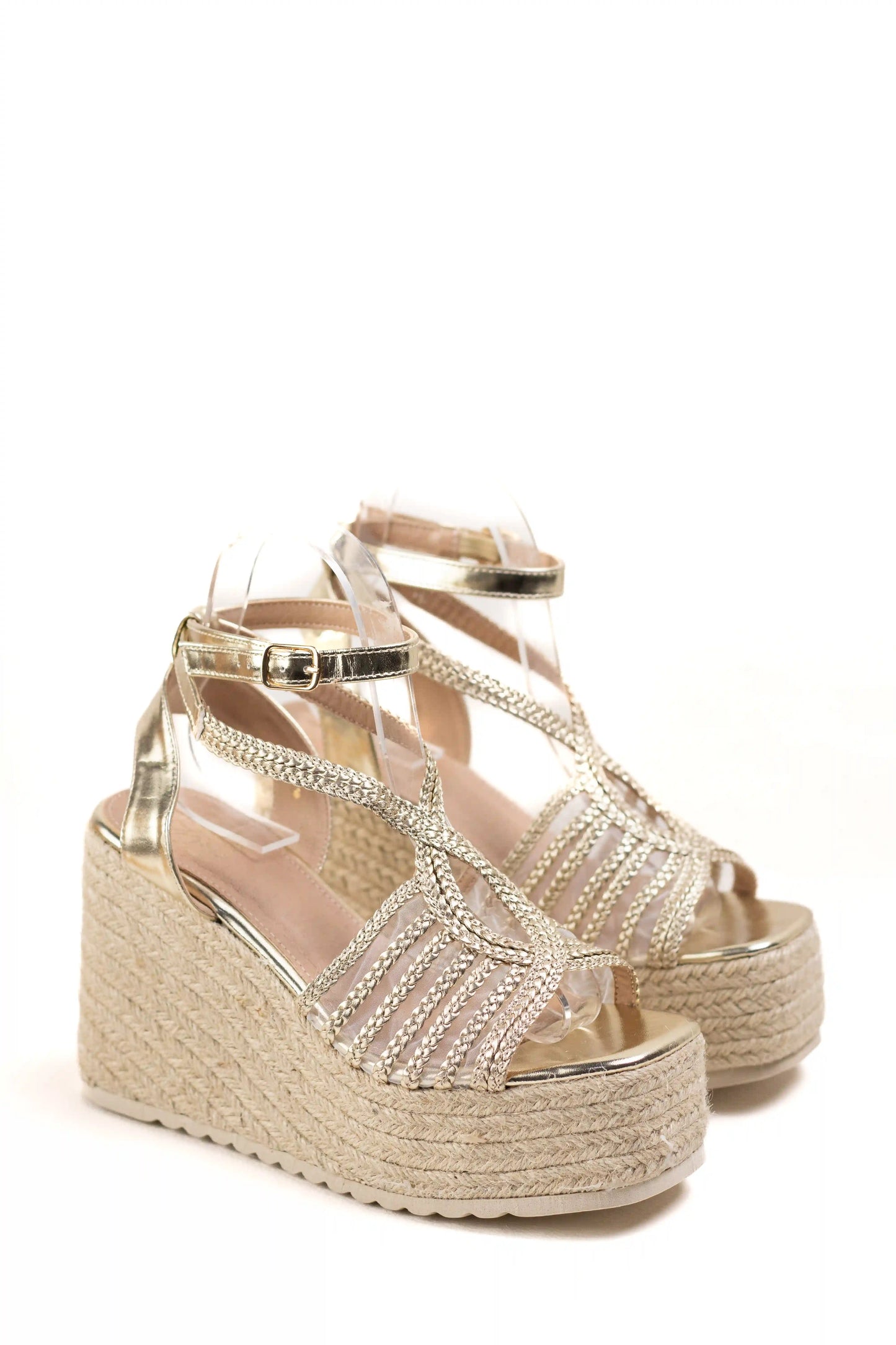 sandalias de cunas de esparto con plataforma y pulsera ajustable color Doradas talla 38