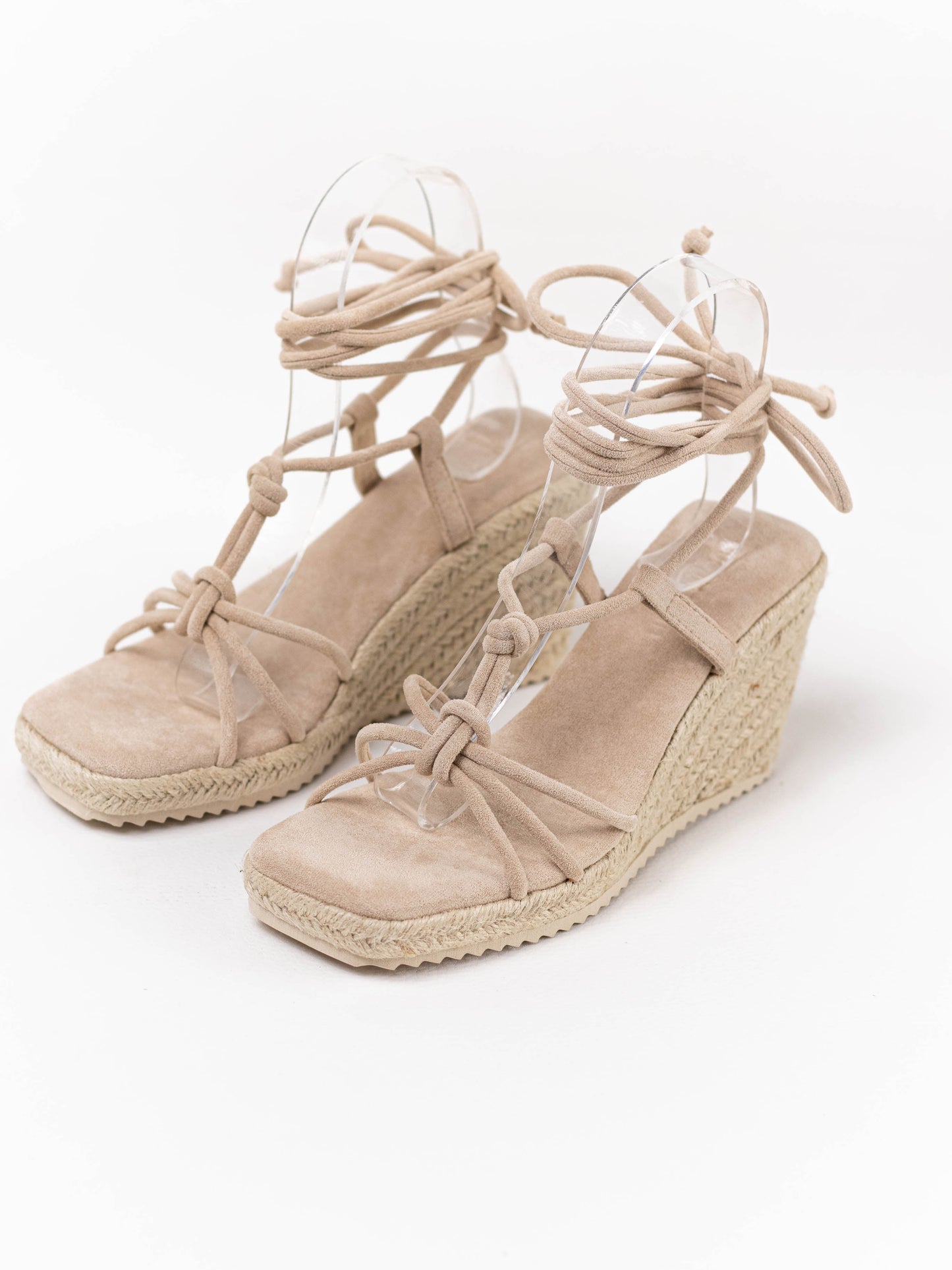 sandaliasestilo alpargatas con cuna y tiras anudadas al tobillo BEIGE 39