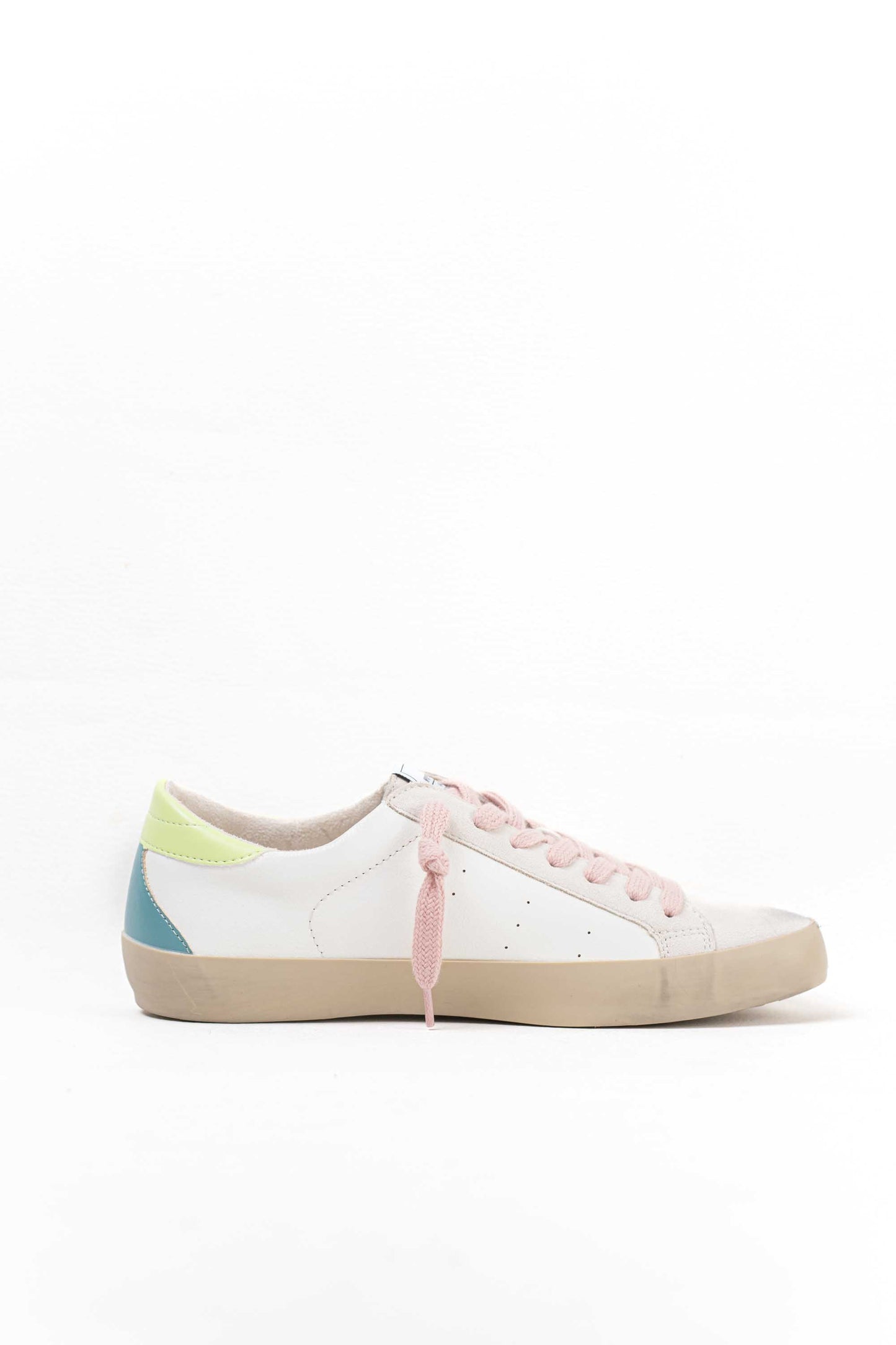 zapatilla deportiva estilo retro en combinacion de materiales Lima 36