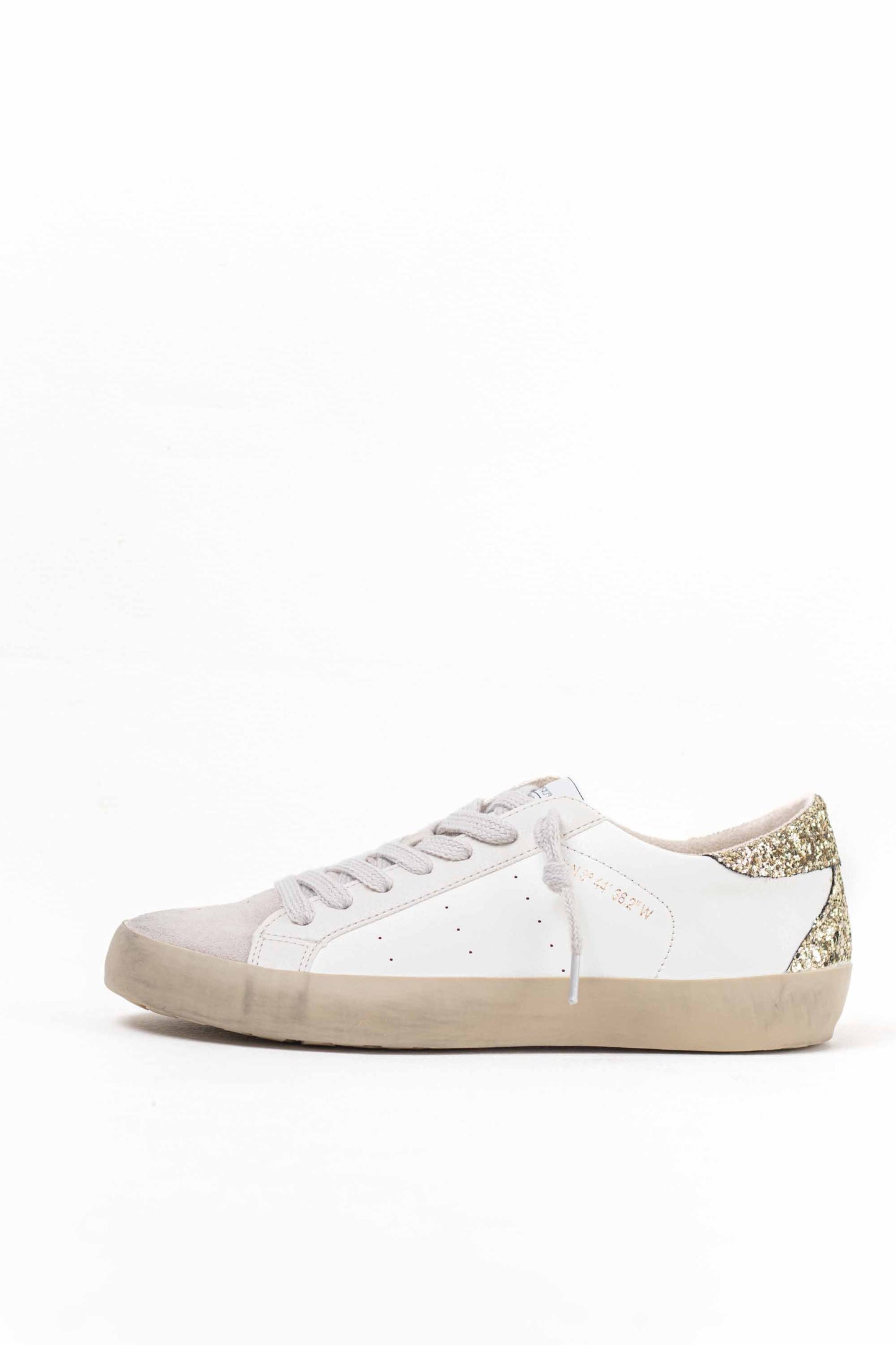 zapatilla deportiva estilo retro en combinacion de materiales Blanco 36