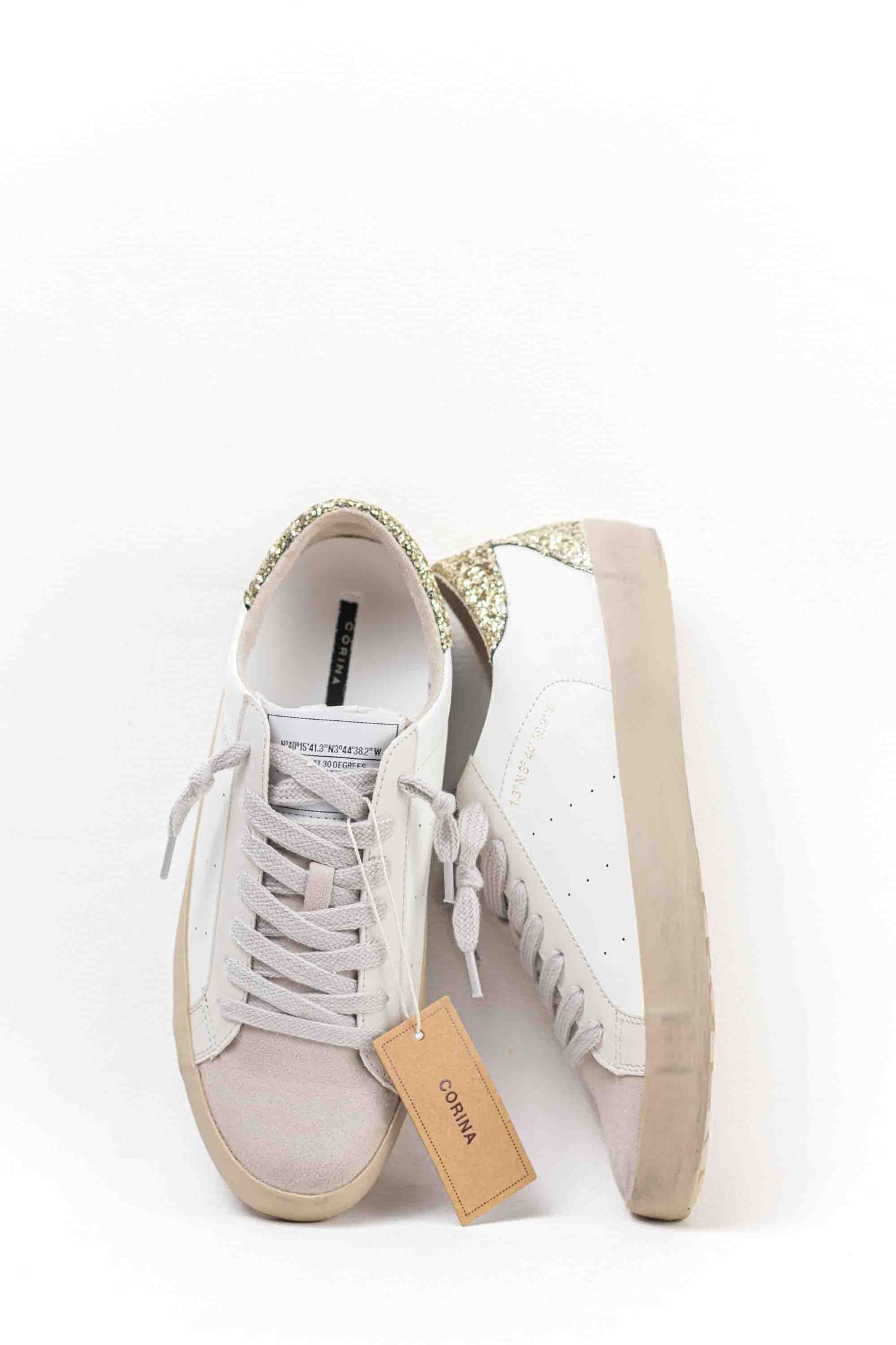 zapatilla deportiva estilo retro en combinacion de materiales Oro 37