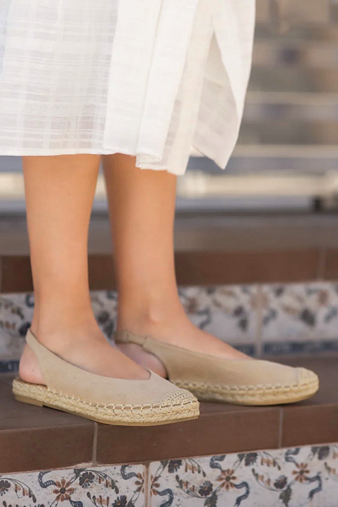 sandalias alpargatas de mujer con suela de esparto y diseno destalonado espartenas color Apricot talla 37