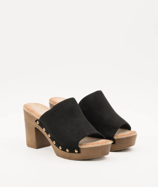 Sandalias mujer mules con  tacón alto y plataforma efecto madera con tachas