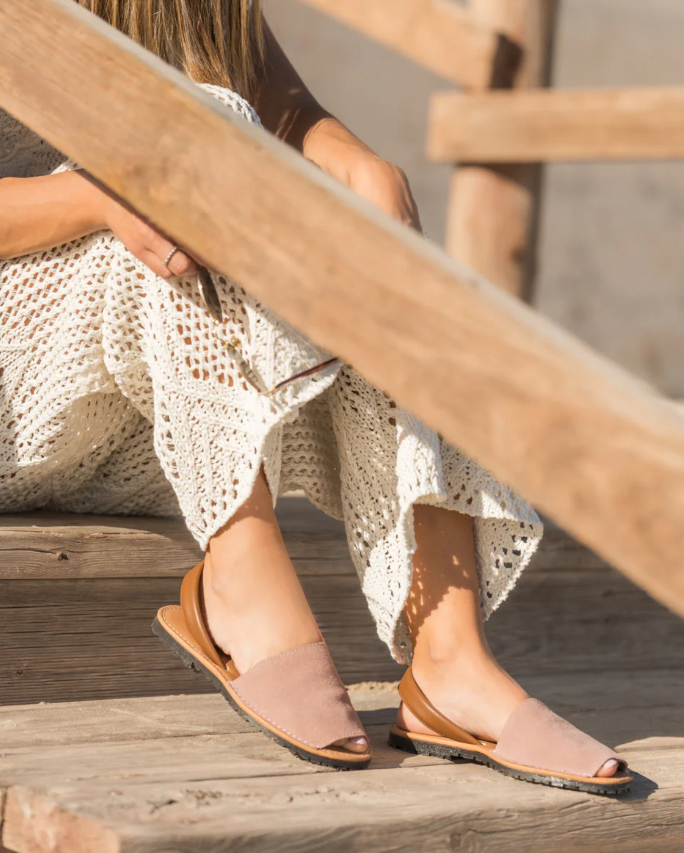 Menorquinas clásicas mujer de piel serraje hechas en España con suela de goma