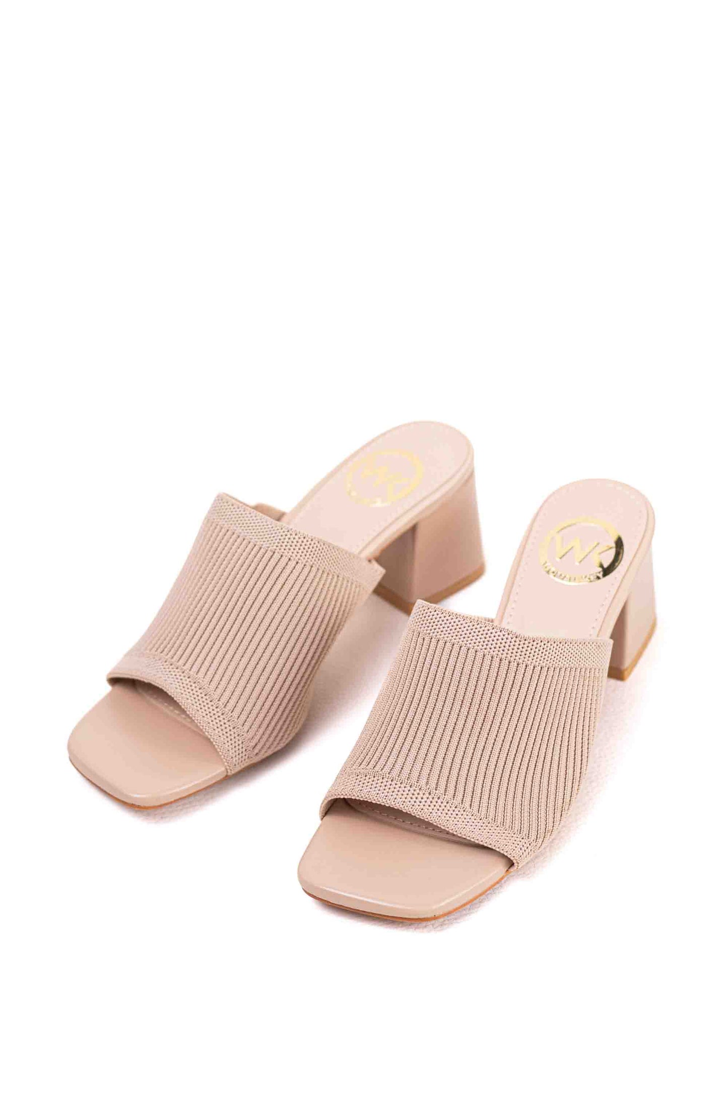 Sandalias doradas mules mujer con tacón bajo con palas elásticas