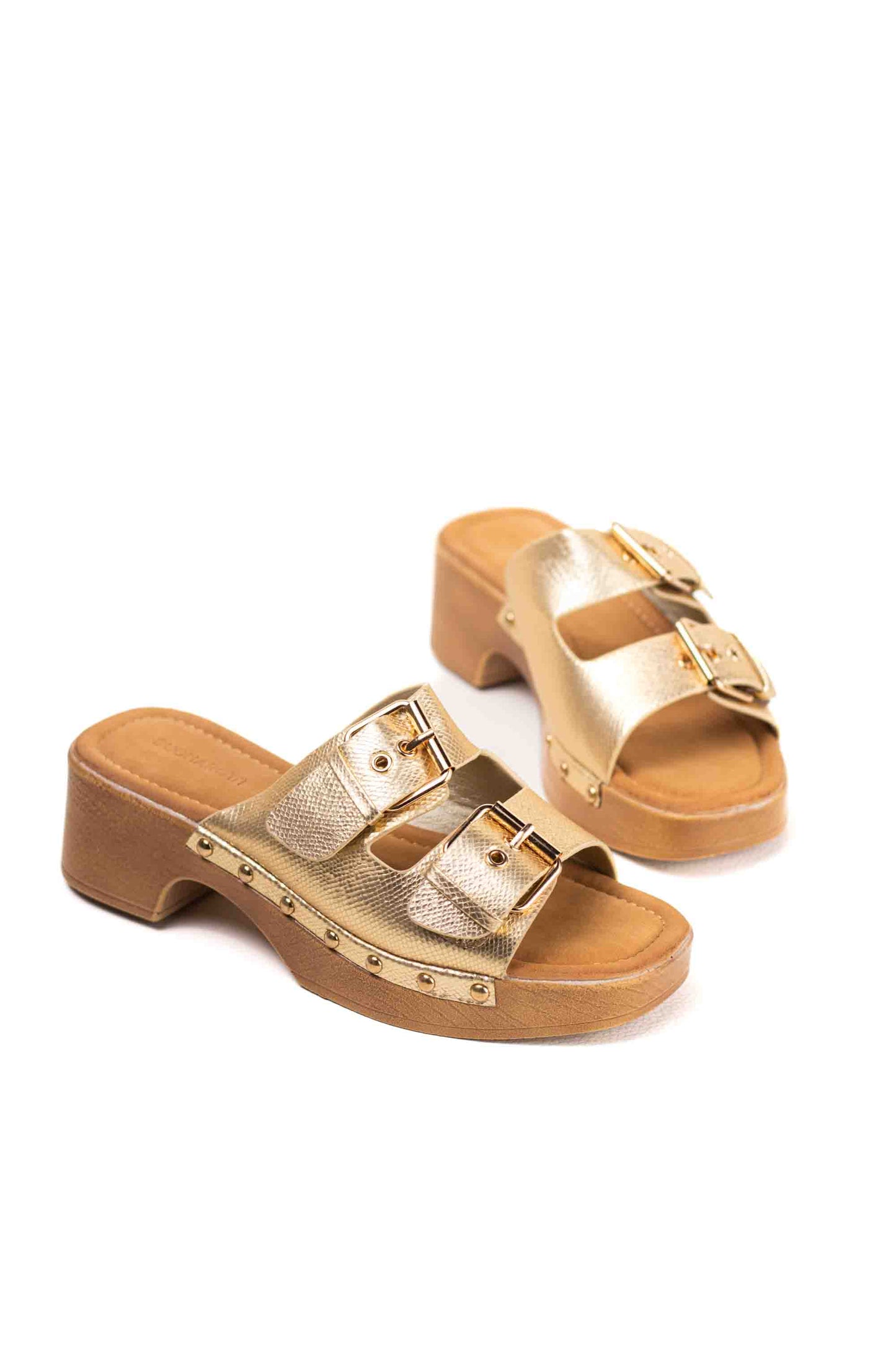 sandalias doradas zuecos doble hebilla con tachuelas