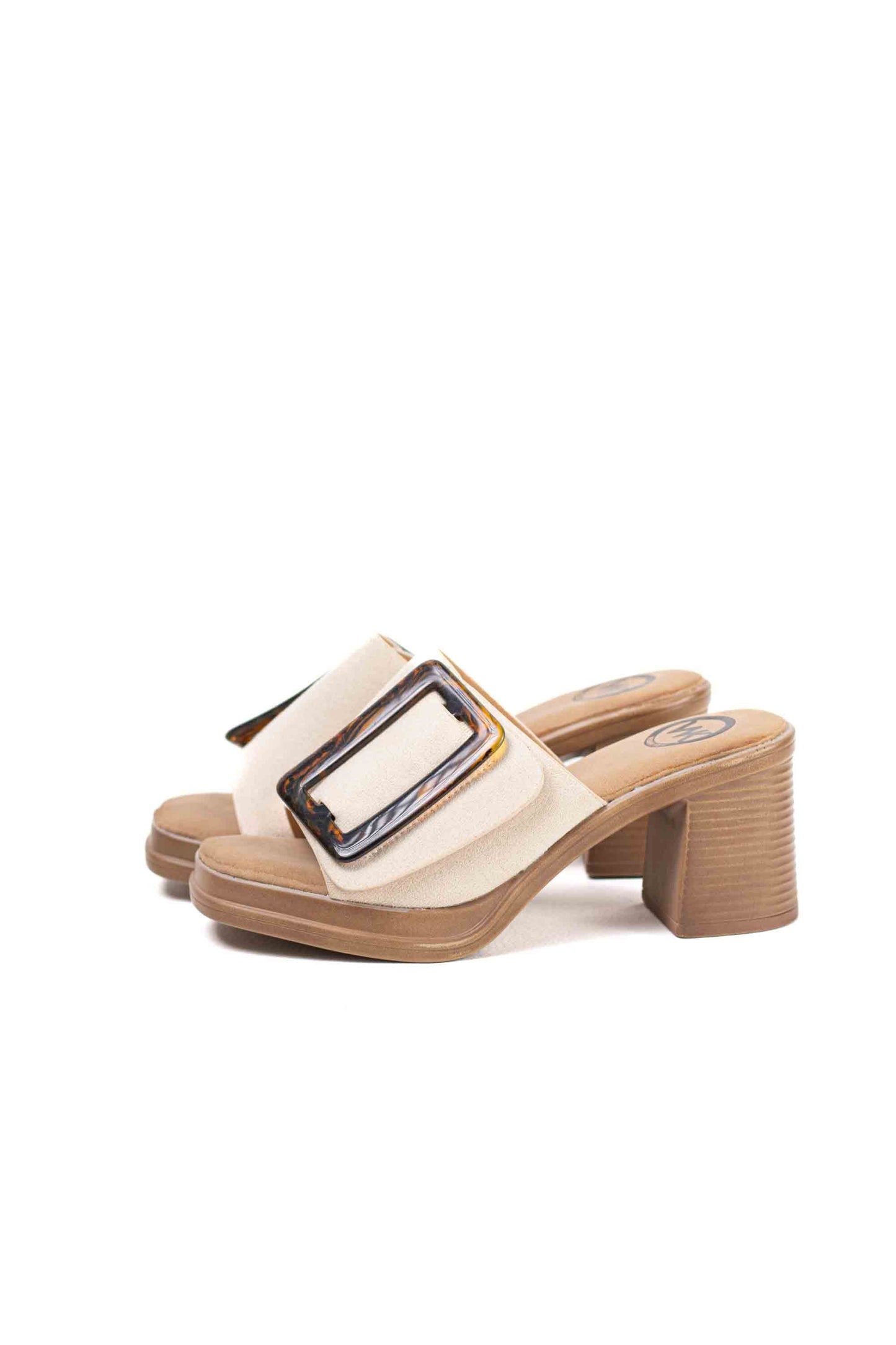 Sandalias mules dorados tacón medio detalle de hebilla