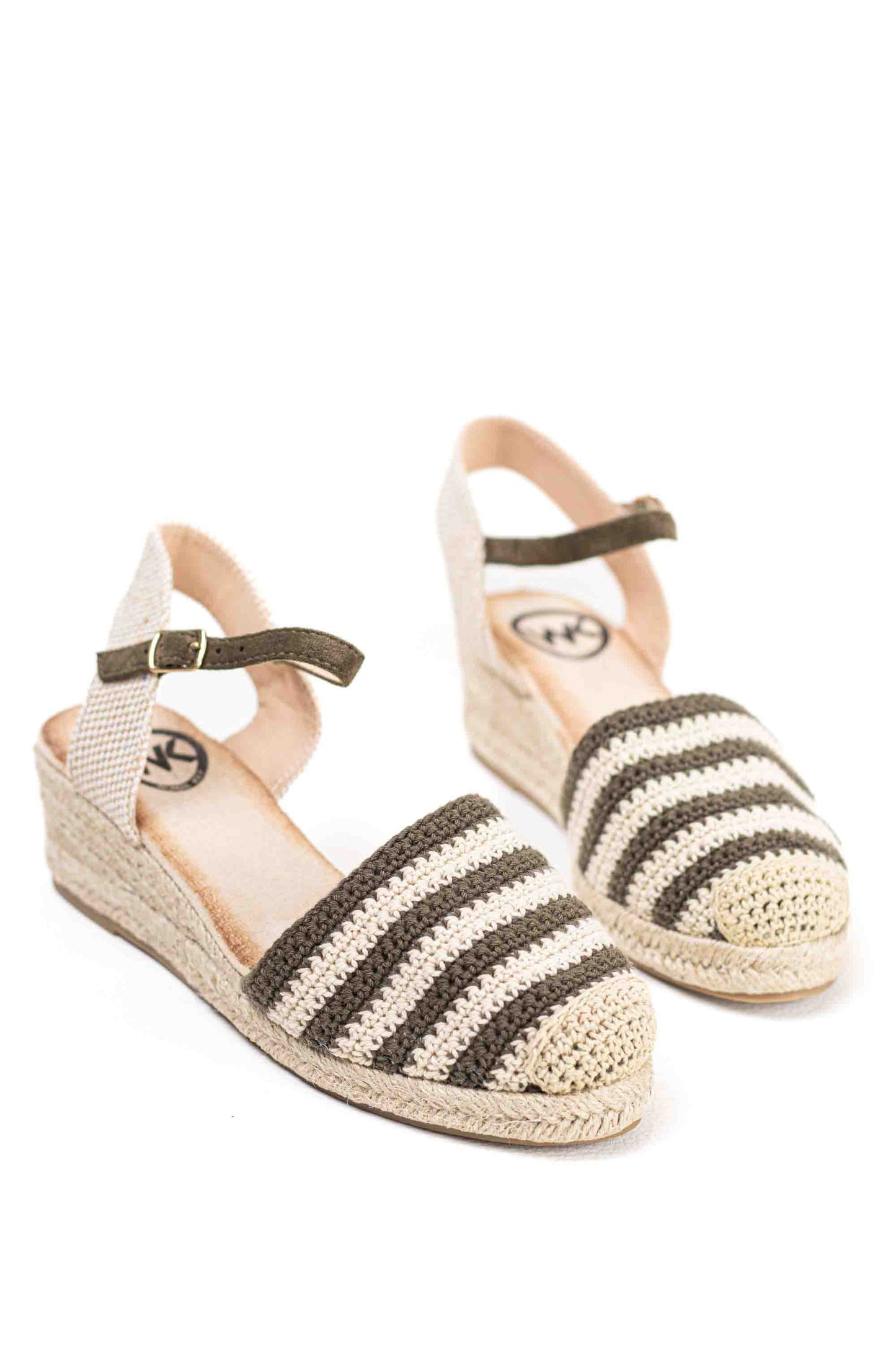 Alpargatas cuñas bajas de espartos mujer diseño crochet con rayas