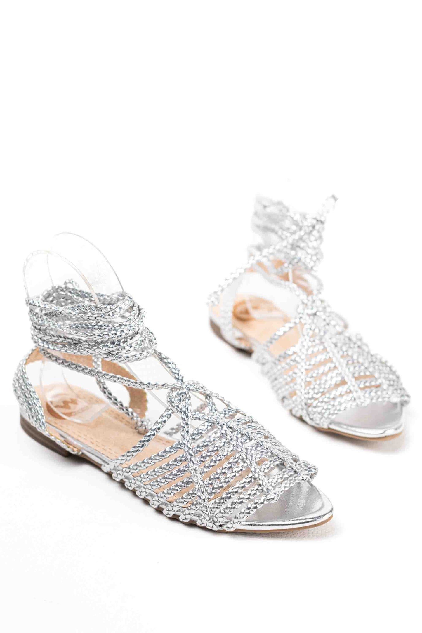 Sandalias doradas tiras trenzadas con cintas para mujer con suela plana