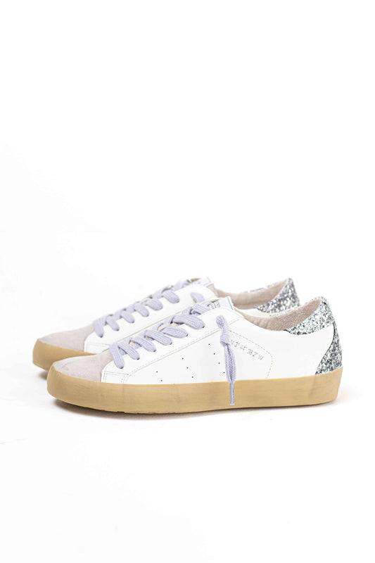 Zapatilla deportiva estilo retro en combinación de materiales Corina