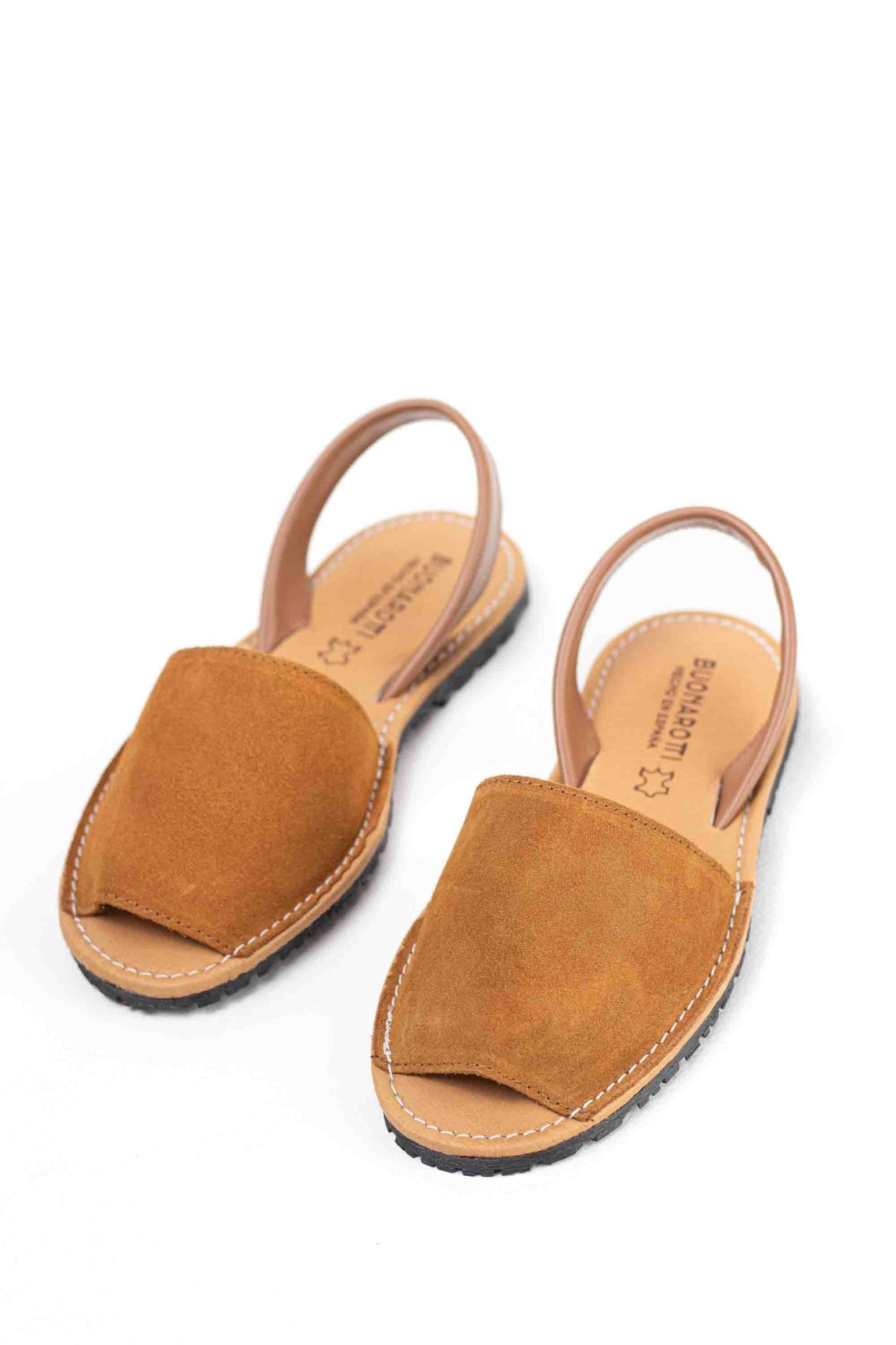 Menorquinas clásicas mujer de piel serraje hechas en España con suela de goma