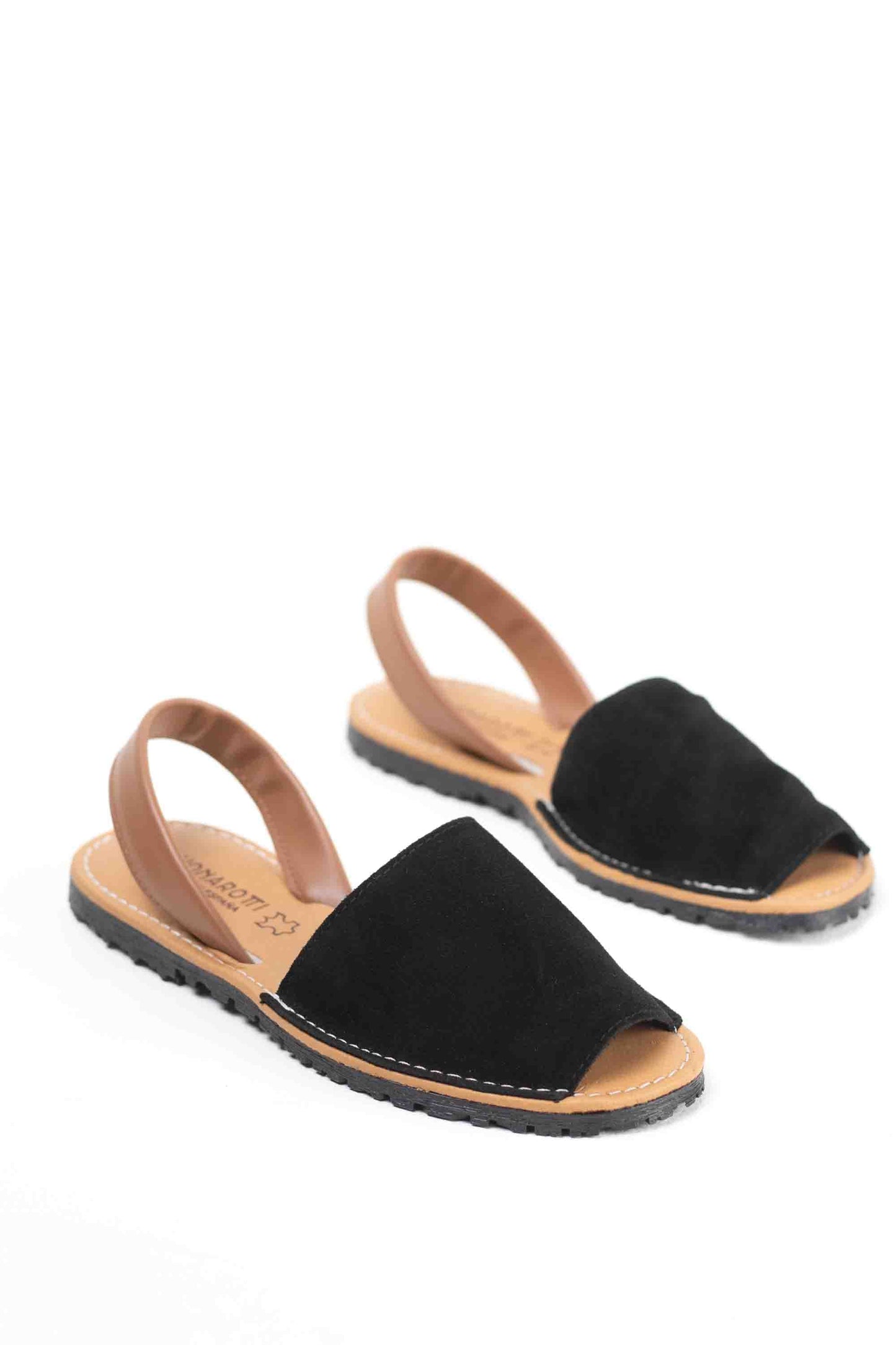 Menorquinas clásicas mujer de piel serraje hechas en España con suela de goma