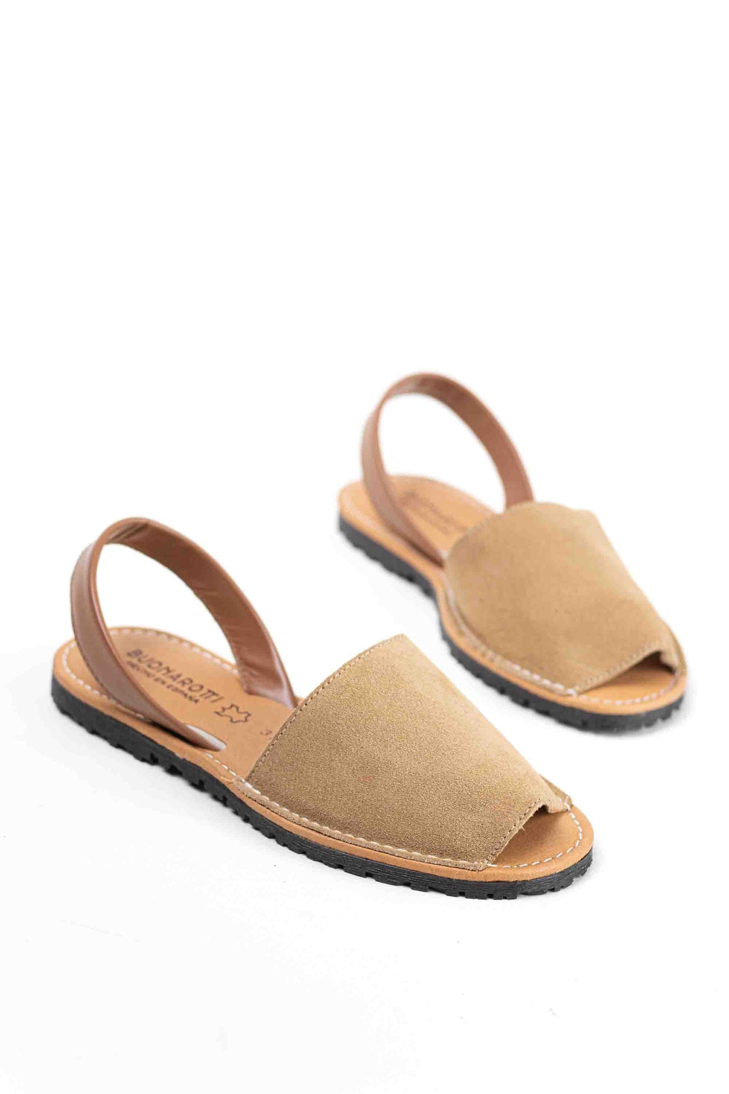 Menorquinas clásicas mujer de piel serraje hechas en España con suela de goma