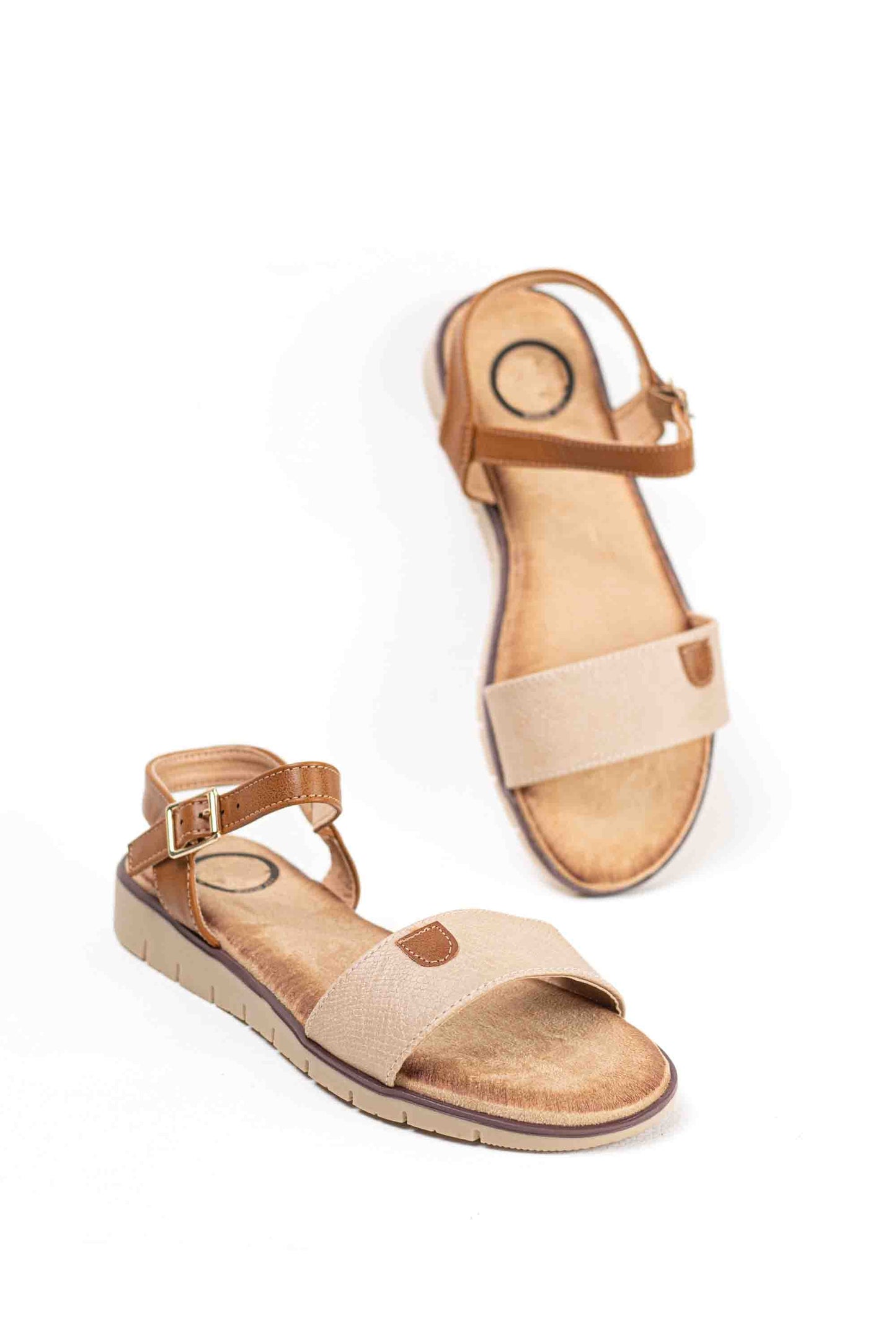 Sandalias mujer planas con hebilla con plantilla acolchada