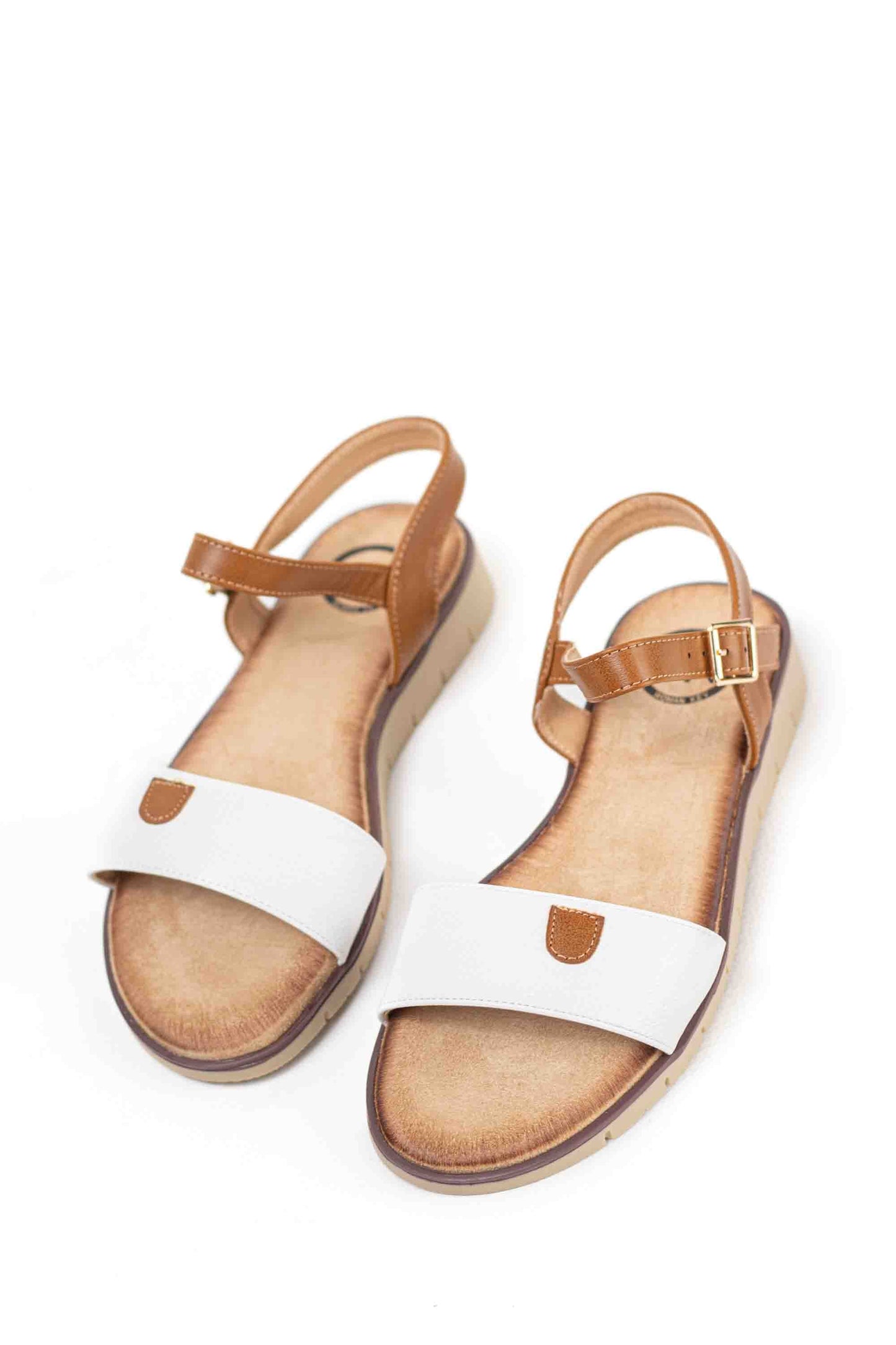 Sandalias mujer planas con hebilla con plantilla acolchada