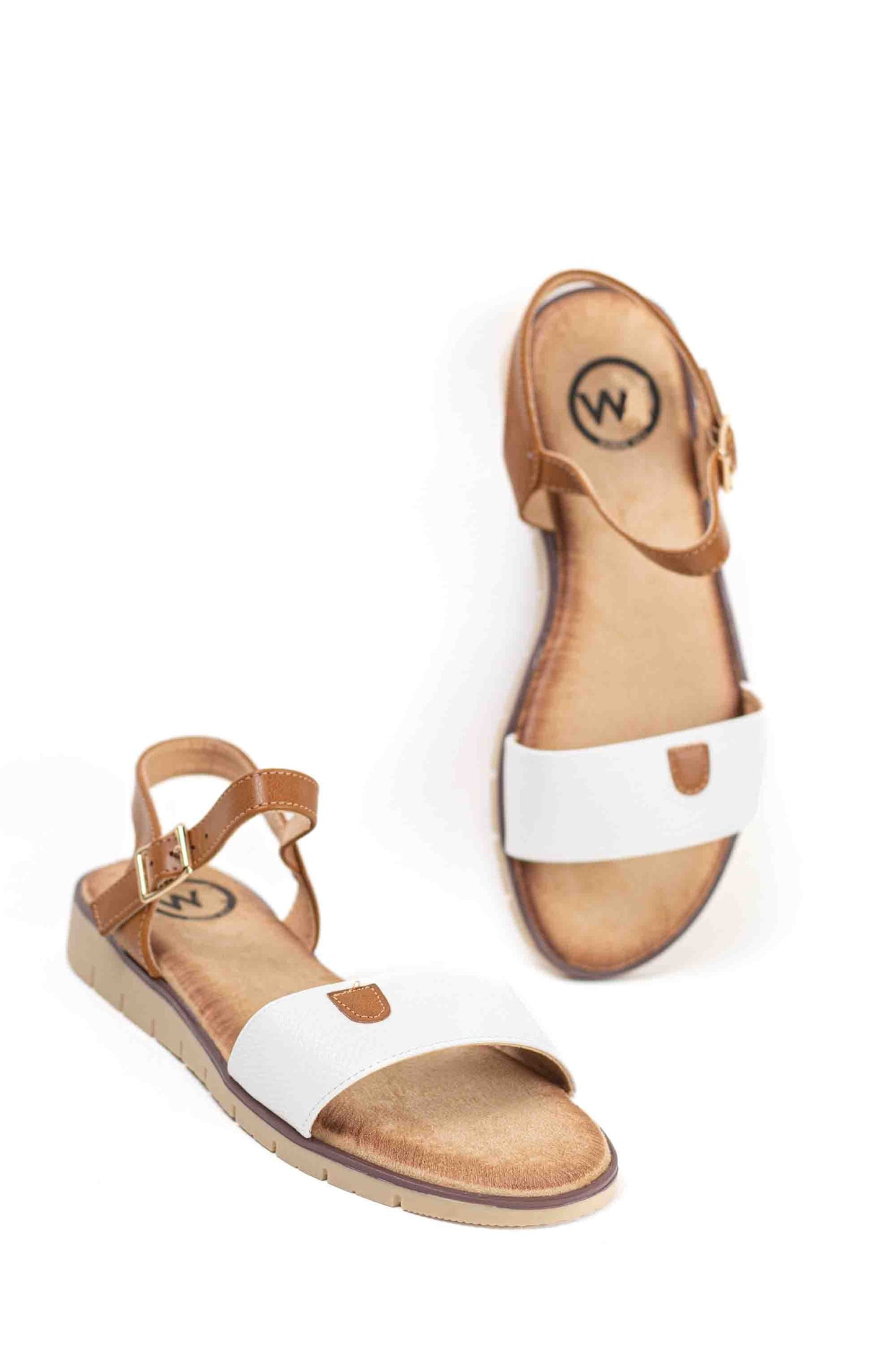 Sandalias mujer planas con hebilla con plantilla acolchada