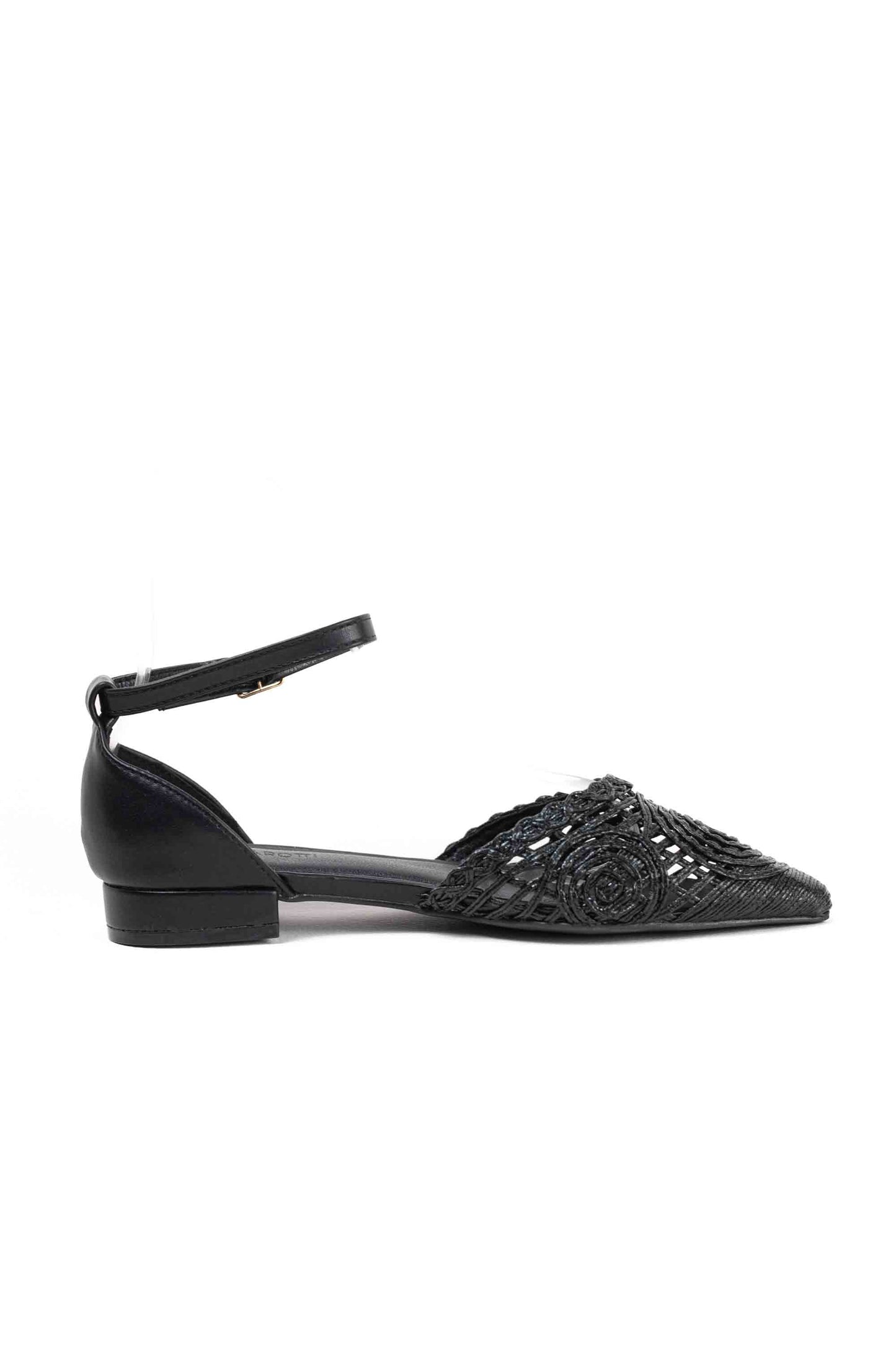 Zapatos dorados mujer con suela plana diseño crochet con pulsera