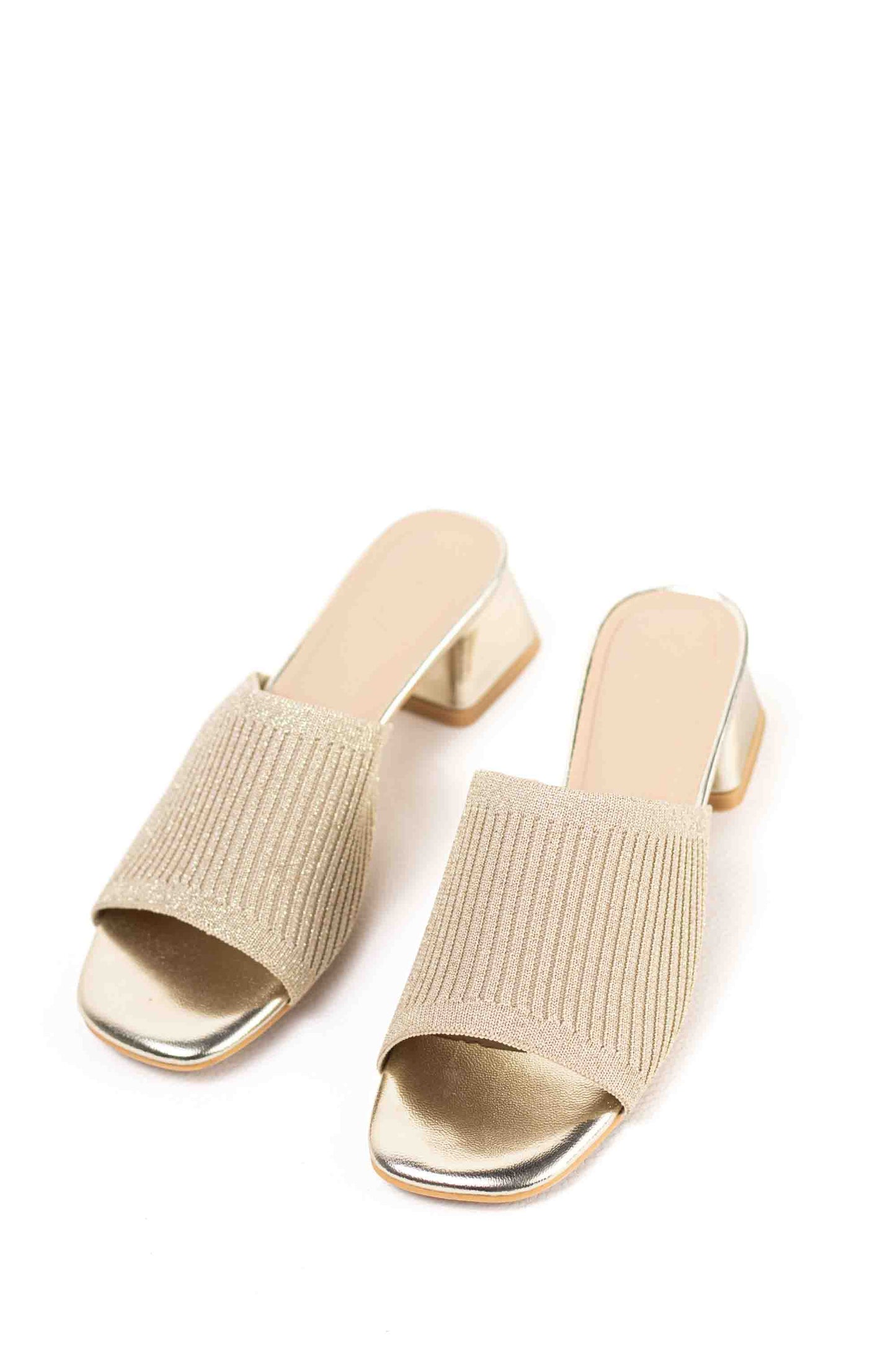 Sandalias doradas mules mujer con tacòn bajo con pala elàstica