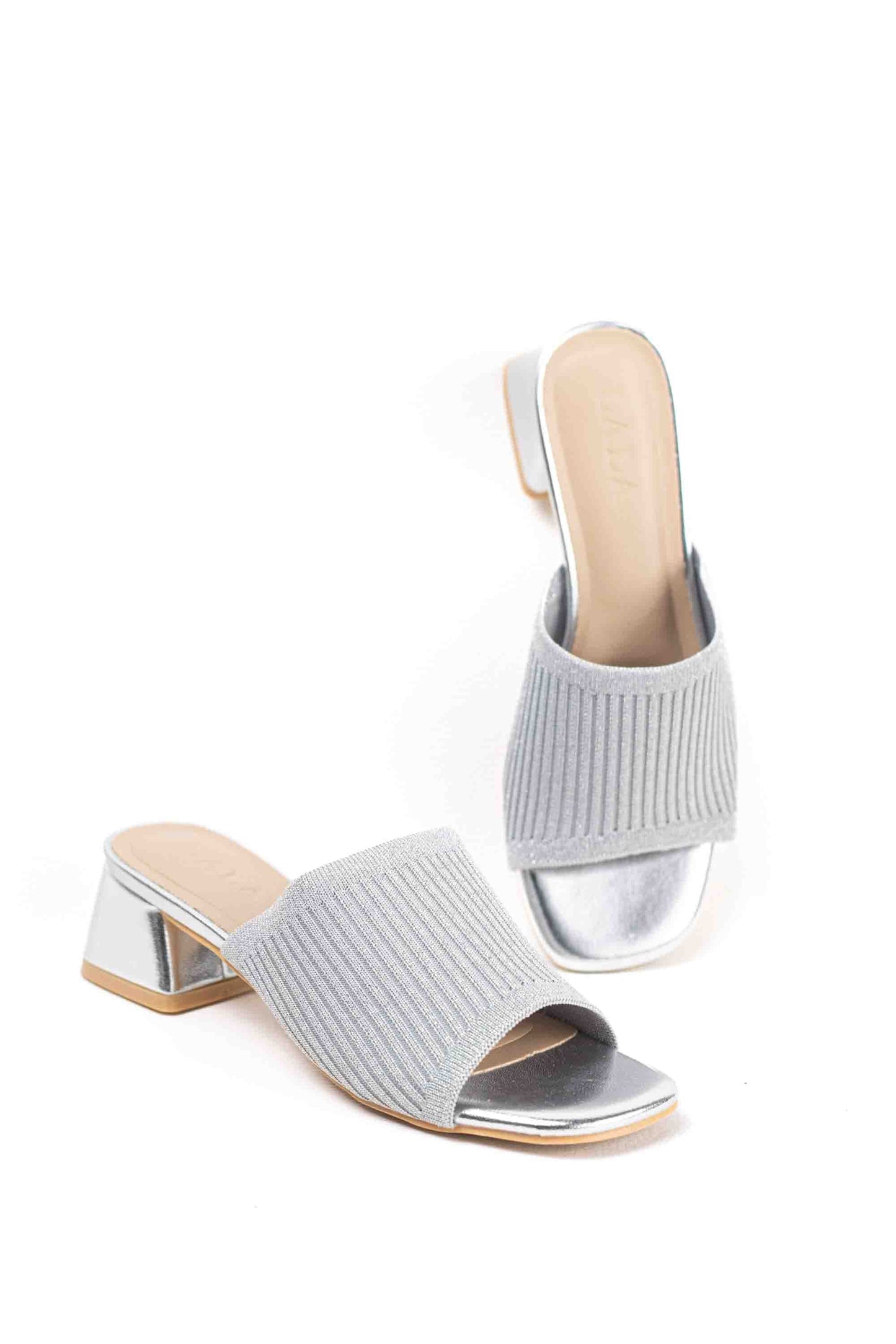 Sandalias doradas mules mujer con tacòn bajo con pala elàstica