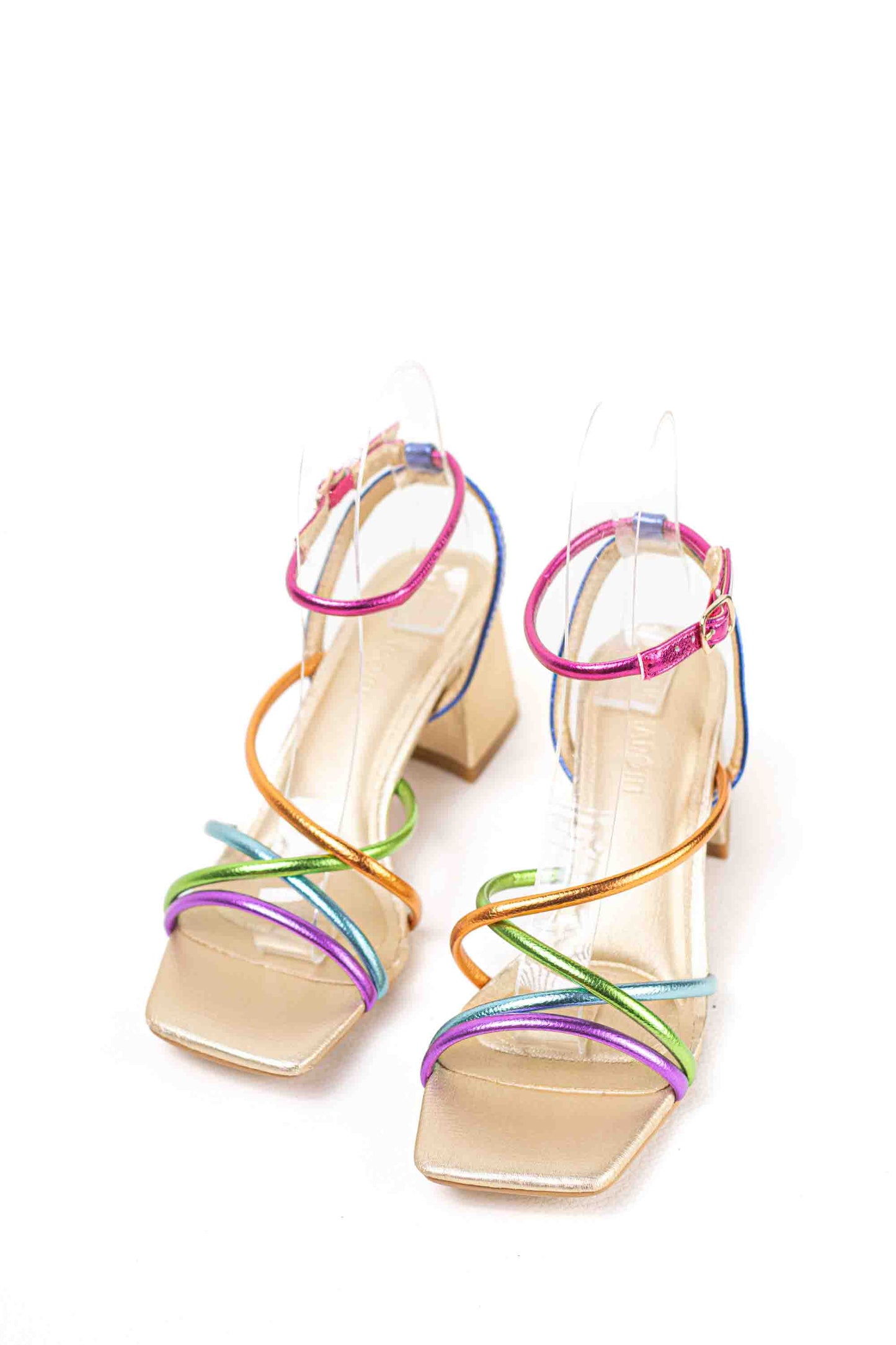 Sandalias doradas de tacòn para vestir con tiras cruzadas