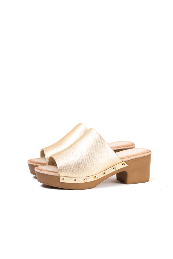 Sandalias mujer mules con tacón alto y plataforma efecto madera con tachas y plantilla acolchada