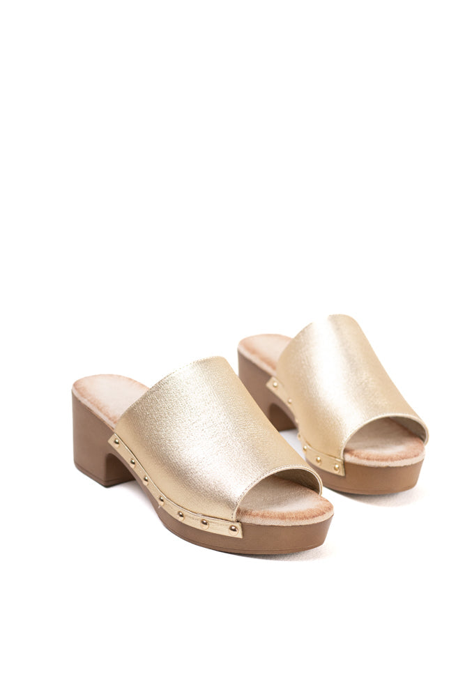 Sandalias mujer mules con tacón alto y plataforma efecto madera con tachas y plantilla acolchada