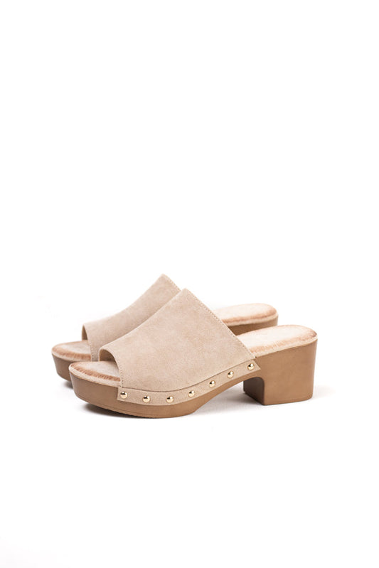Sandalias mujer mules con tacón alto y plataforma efecto madera con tachas y plantilla acolchada