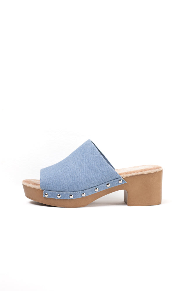 Sandalias mujer mules con tacón alto y plataforma efecto madera con tachas y plantilla acolchada