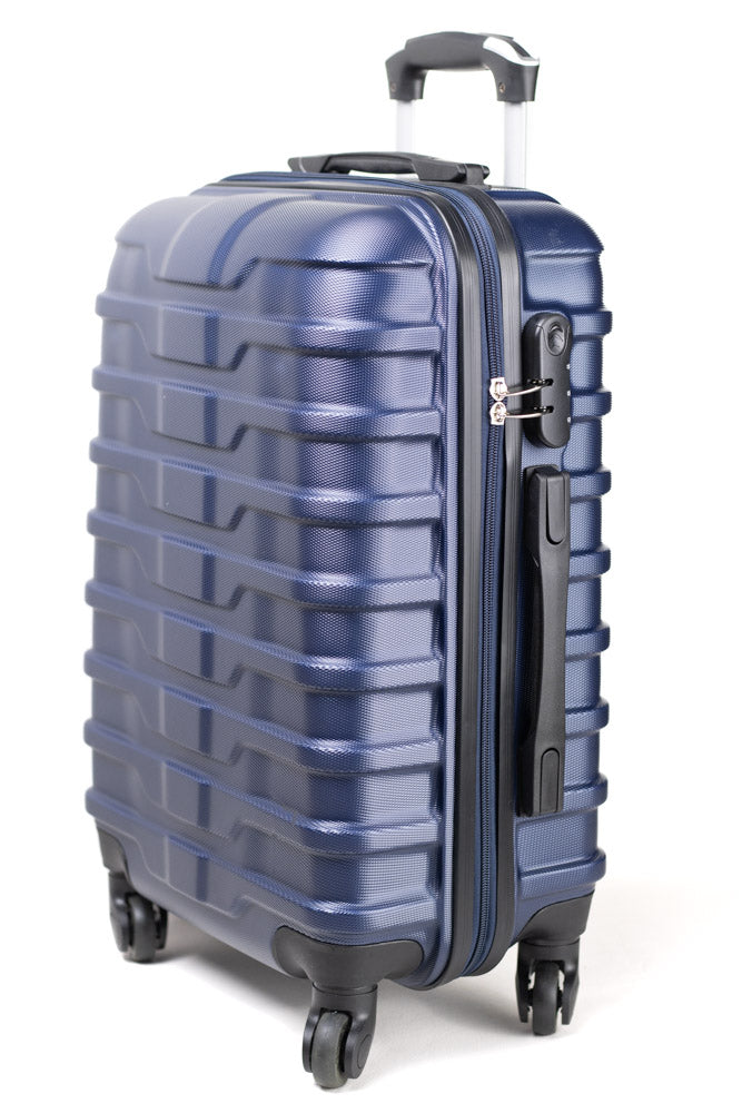 Maletas con pruebas de calidad y ruedas resistentes