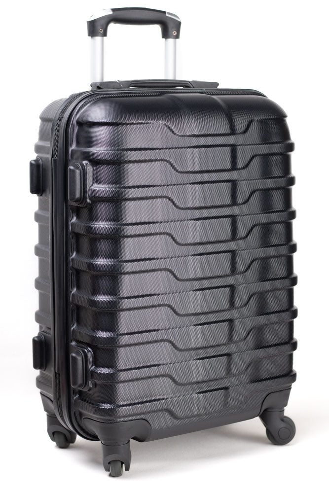 Maletas con pruebas de calidad y ruedas resistentes