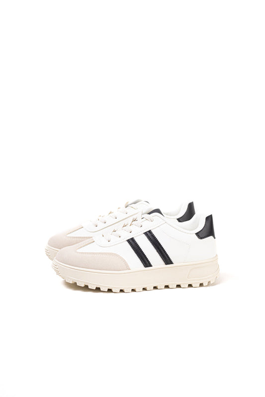 Zapatillas deportivas para mujer en blanco y negro, estilo clásico con un toque moderno para la actividad diaria