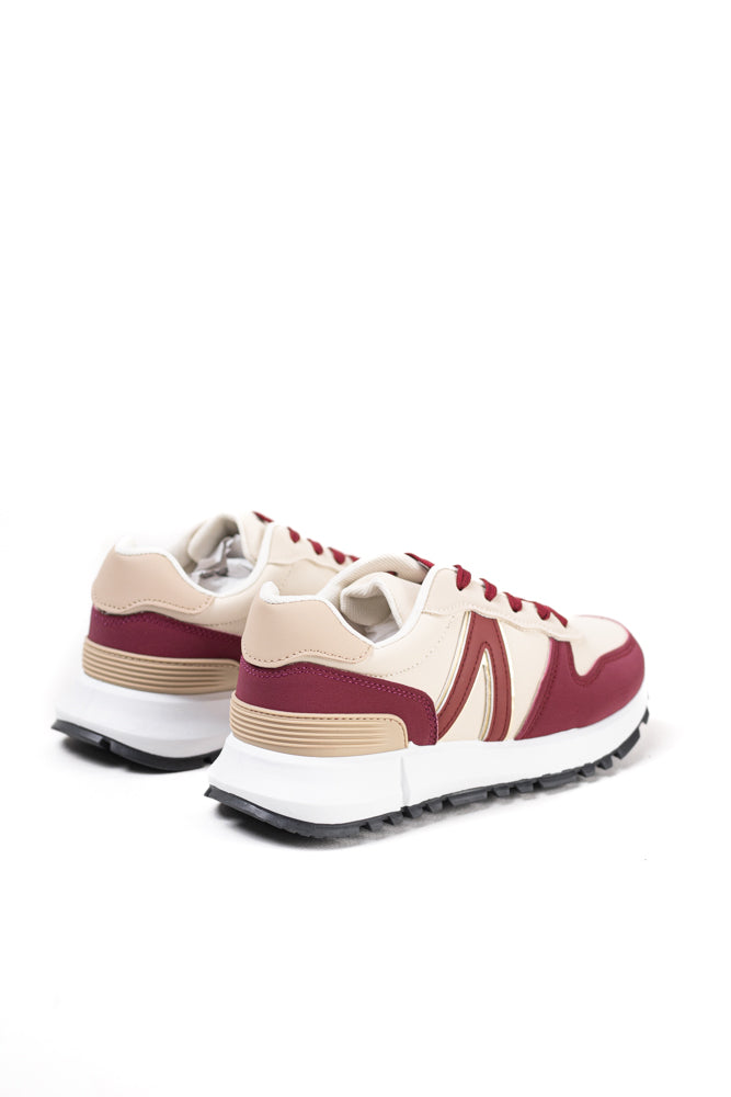 Zapatillas multitono para mujer con detalles en aqua, estilo vibrante y confort moderno para toda ocasión