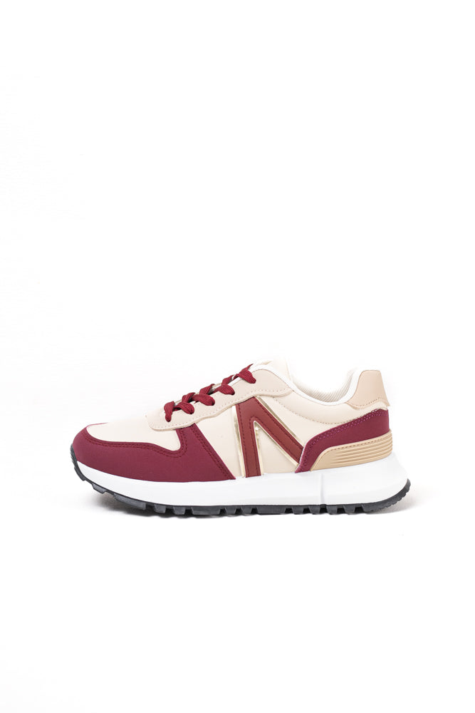 Zapatillas multitono para mujer con detalles en aqua, estilo vibrante y confort moderno para toda ocasión