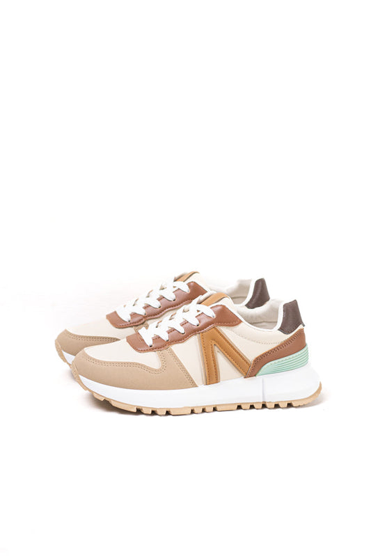 Zapatillas multitono para mujer con detalles en aqua, estilo vibrante y confort moderno para toda ocasión