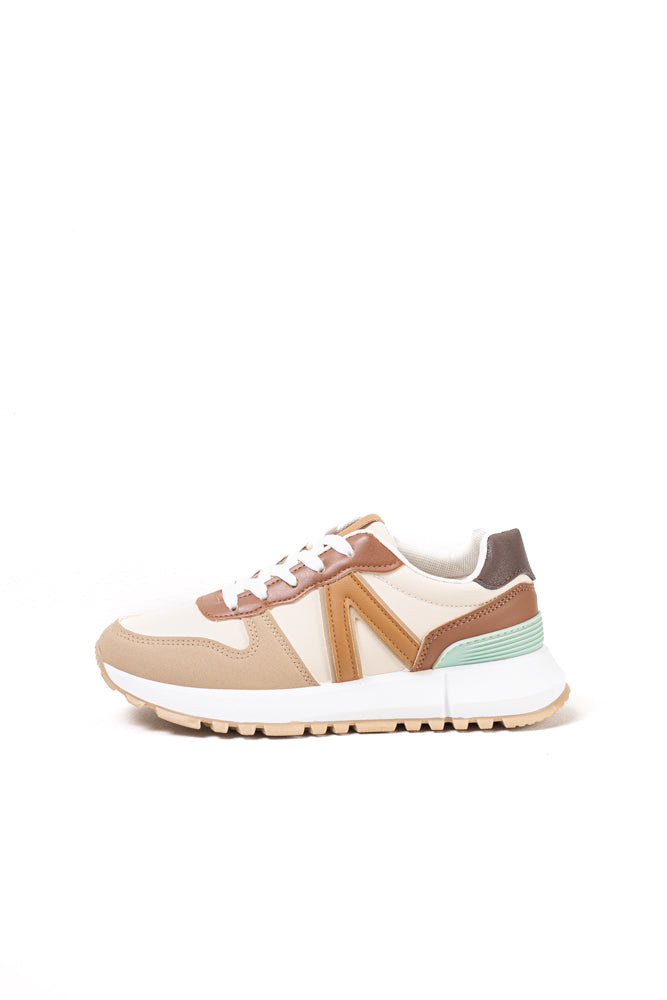 Zapatillas multitono para mujer con detalles en aqua, estilo vibrante y confort moderno para toda ocasión