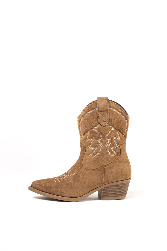 Botas Cowboy de gamuza beige para mujer, elegancia rústica con un toque de confort moderno