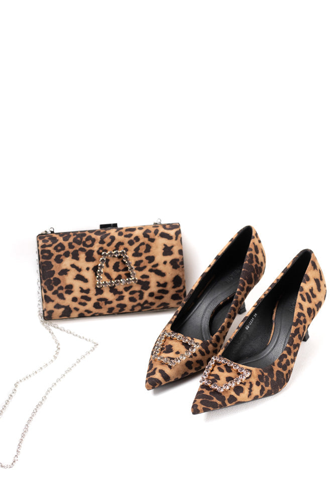 Zapatos de tacón negro para mujer con adornos de pedrería, elegancia clásica para noches de gala